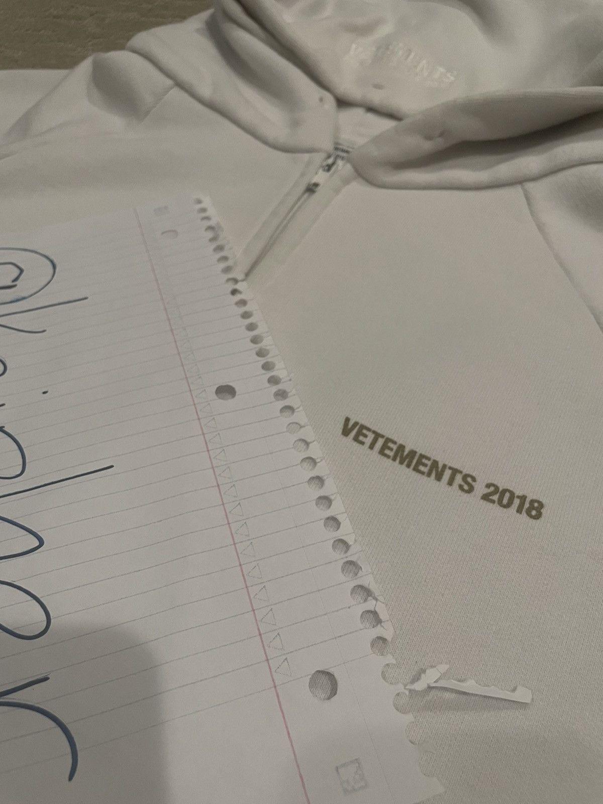 Vetements Vetements White 2018 Calendar Size US L / EU 52-54 / 3 - 2 Thumbnail