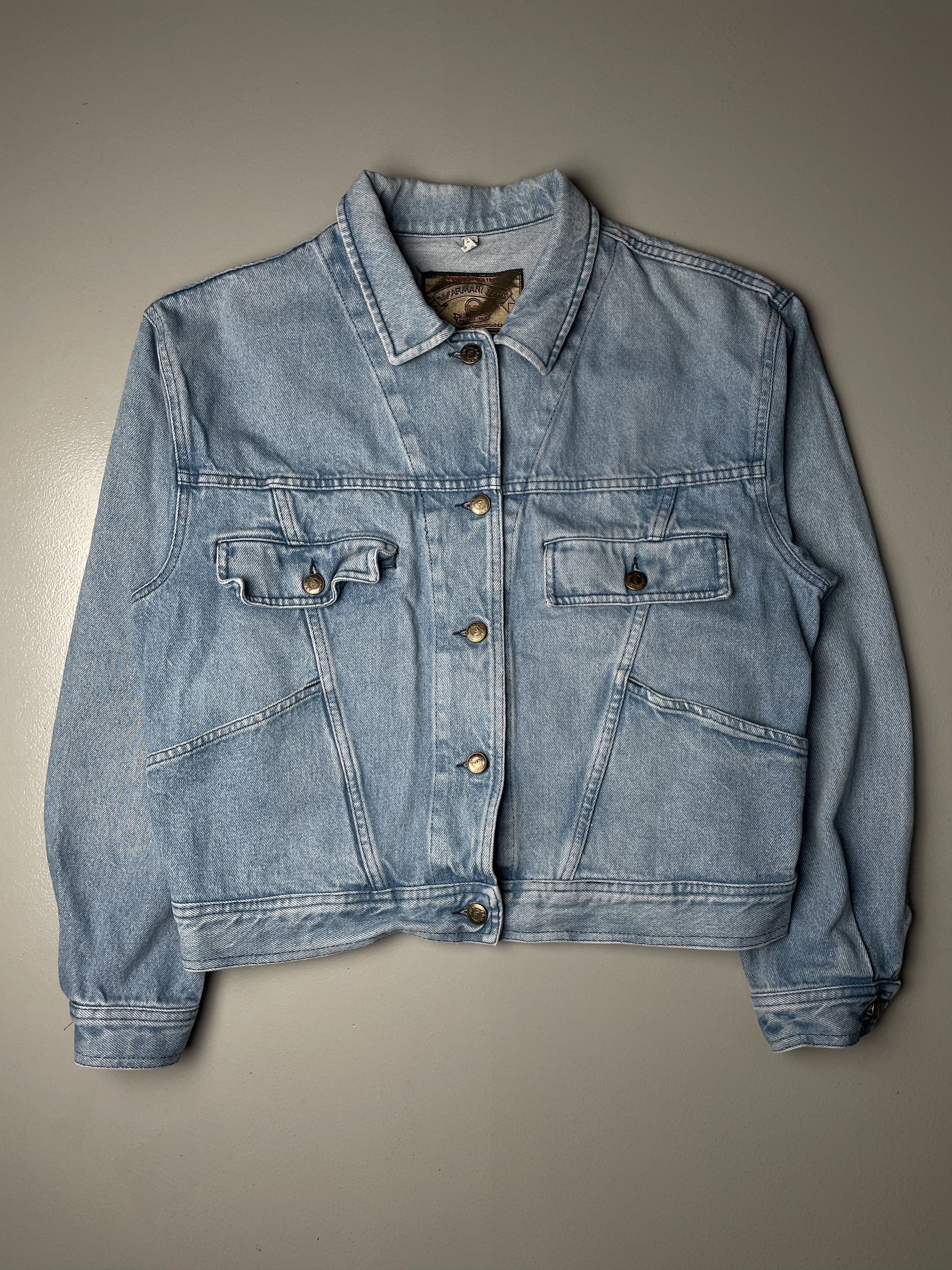 Armani vintage Armani Jeans women's denim jacket Size M / US 6-8 / IT 42-44 - 1 Thumbnail