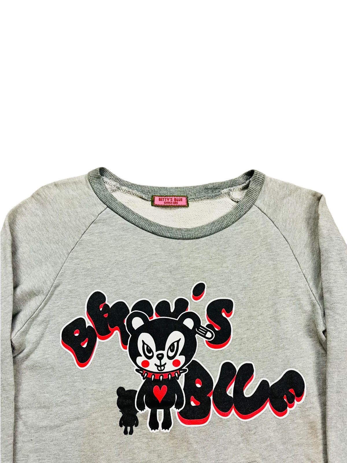 Angel Blue 2000s Bettys Blue - Mascots Crewneck Size US M / EU 48-50 / 2 - 3 Thumbnail