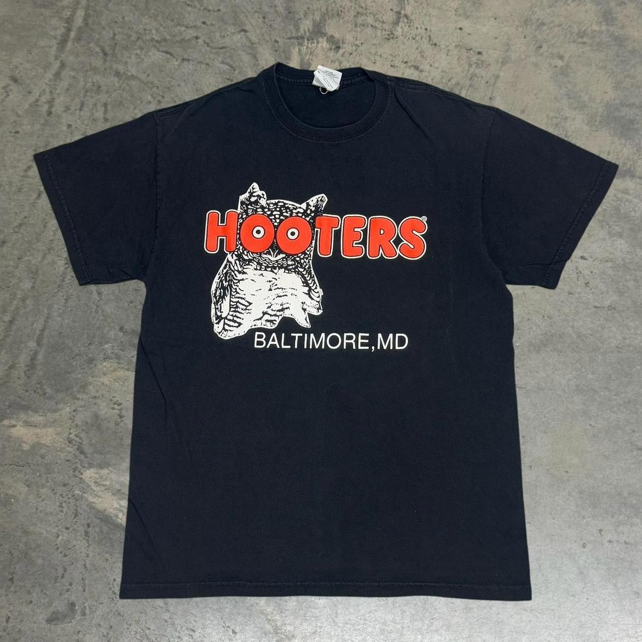 Gildan × Vintage Vintage Y2K Hooters Baltimore MD T-Shirt Size US M / EU 48-50 / 2 - 1 Thumbnail