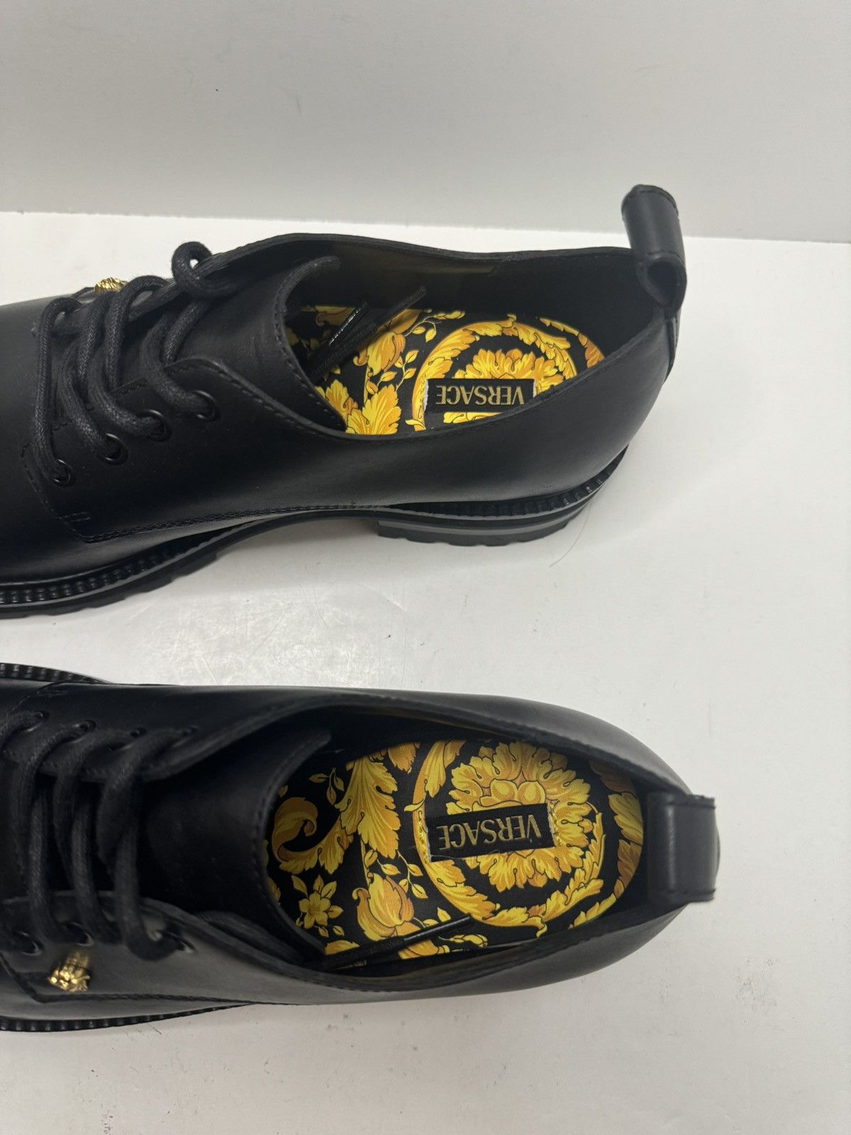 Versace Versace Medusa Logo Men's Lace Up Shoes Size US 9 / EU 42 - 4 Thumbnail