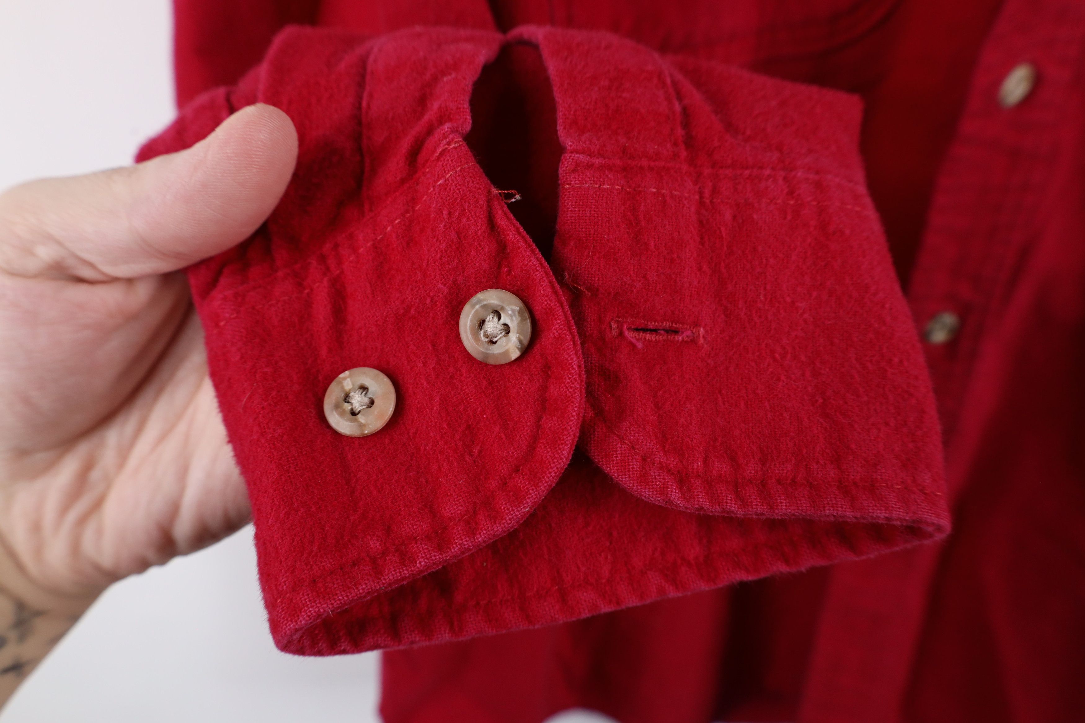 Vintage Vintage 90s Streetwear Cloth Collared Button Shirt Red USA Size US XL / EU 56 / 4 - 5 Thumbnail
