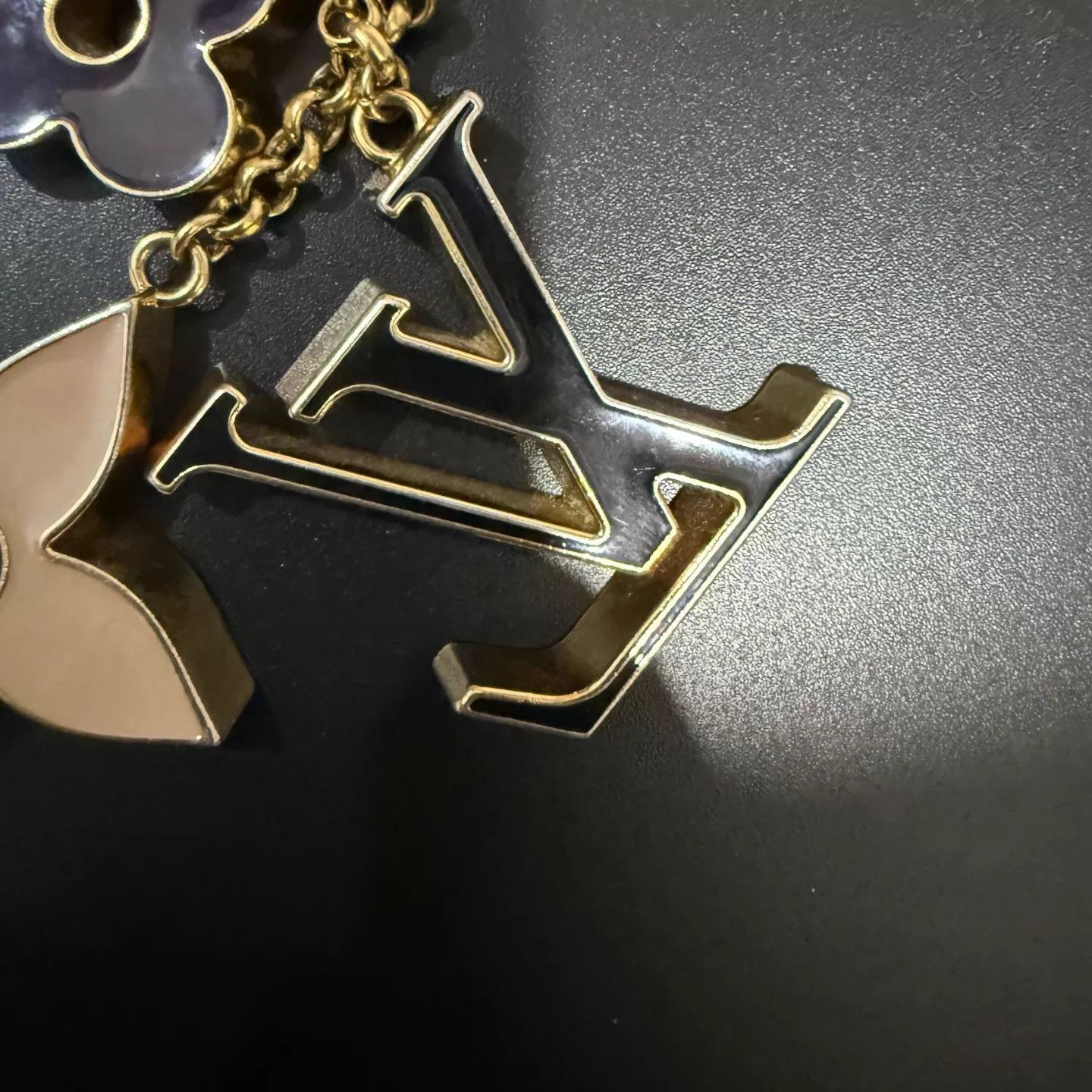 Louis Vuitton LV Flower Clover Logo Charm 99 New Size ONE SIZE - 4 Thumbnail