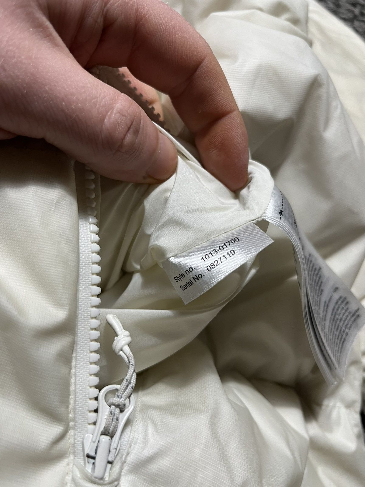 Mammut MAMMUT EXTREME THE IN JACKET Glow-In-The-Dark White L SIZE Size US L / EU 52-54 / 3 - 9 Thumbnail