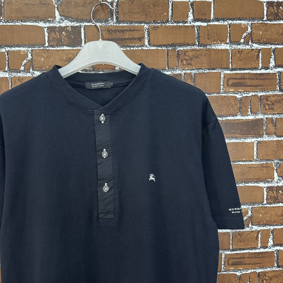 Burberry Burberry Black Label Half Button TShirt A870 Size US M / EU 48-50 / 2 - 2 Thumbnail