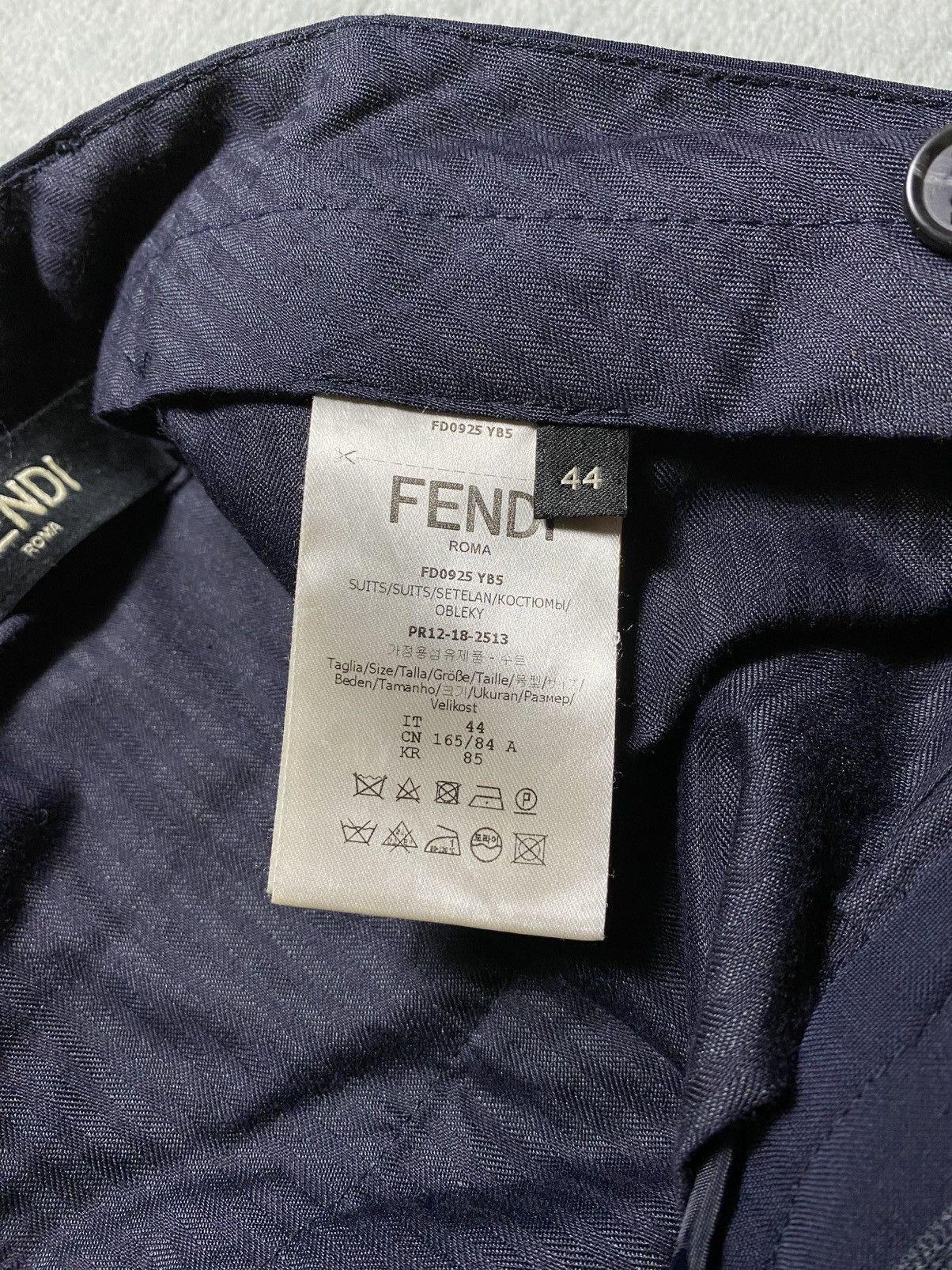 Fendi FENDI SUIT TROUSER POLY / WOOL Size 30" / US 8 / IT 44 - 9 Thumbnail