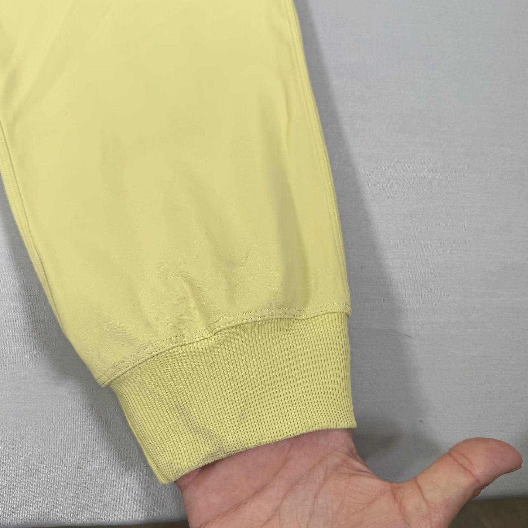 Lululemon Lululemon Pants Womens 12 Yellow Align High Rise Jogger Athletic Drawstring Logo Size 34" / US 12 / IT 48 - 4 Thumbnail