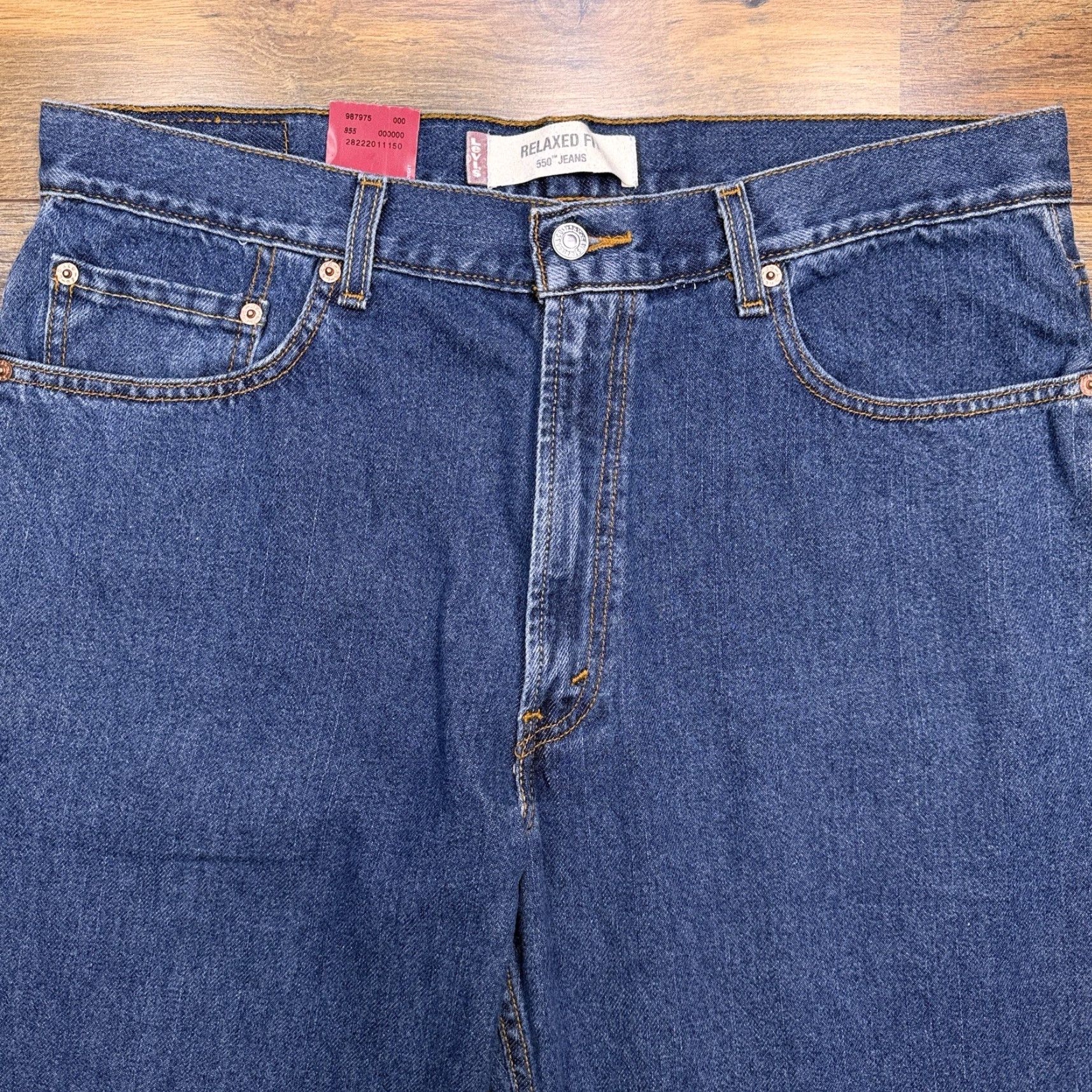 Levi's VINTAGE Levi's 550 Jeans Mens 36x29 Relaxed Tapered Mid Rise Blue Denim 5-Pocket Zipper Zip Belt Loops NWT Size US 36 / EU 52 - 4 Thumbnail
