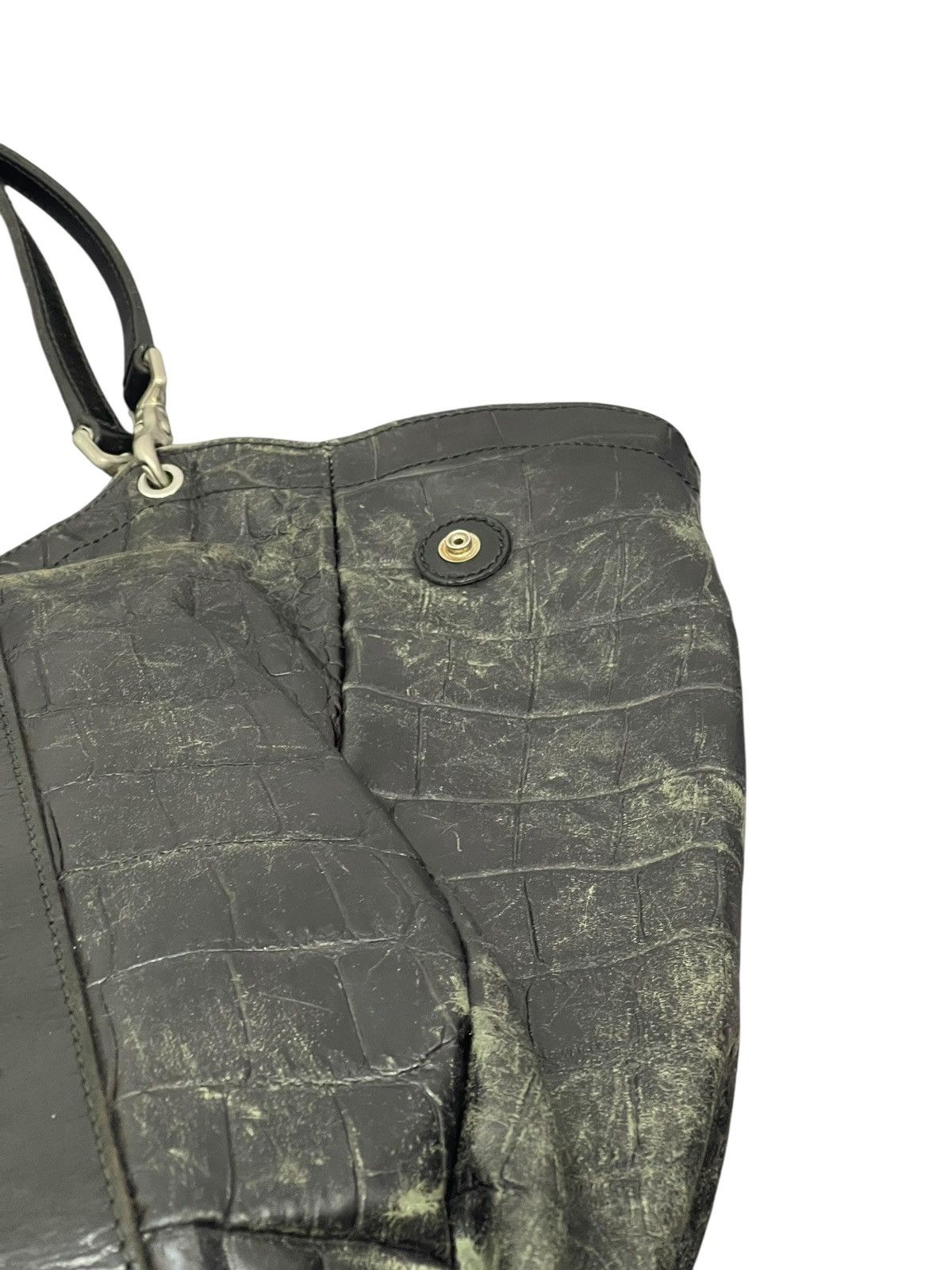 Genuine Leather Crocodile Embossed Daniel & Bob Leather Shoulder Bag 1🟩2 Size ONE SIZE - 18 Thumbnail