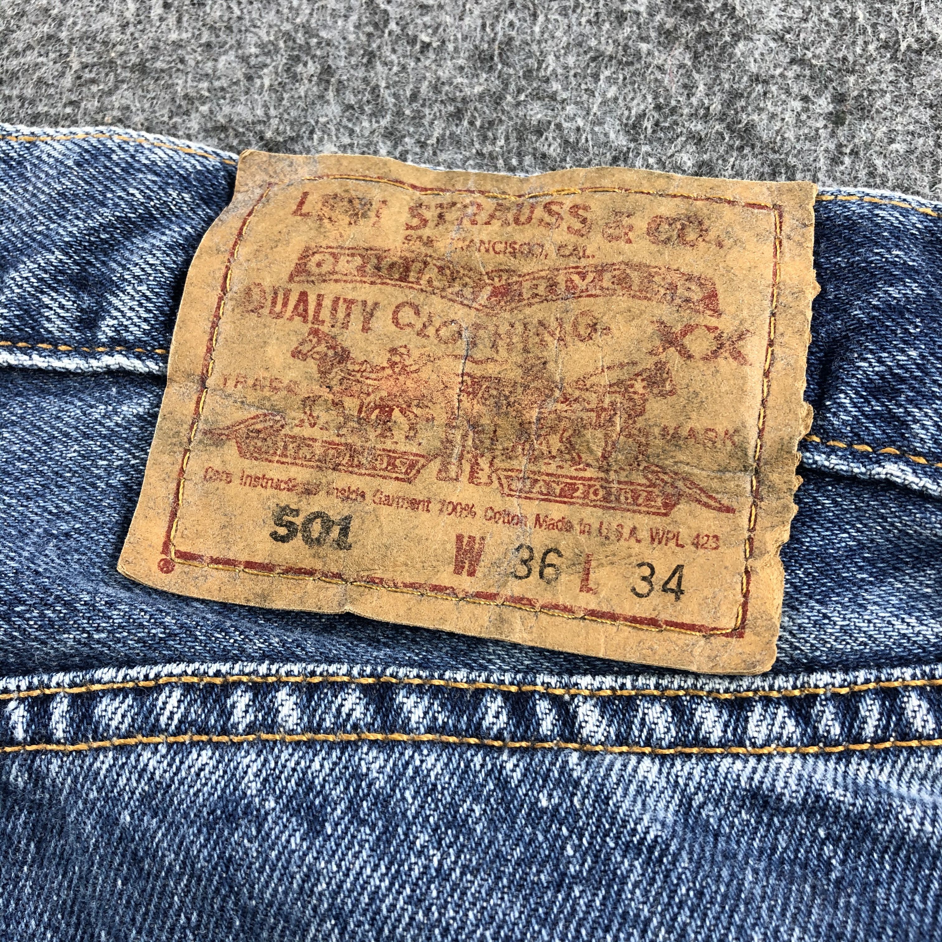 Levi's Vintage 90s Blue Wash Levis 501 Jeans-J1760 Size US 35 - 5 Thumbnail