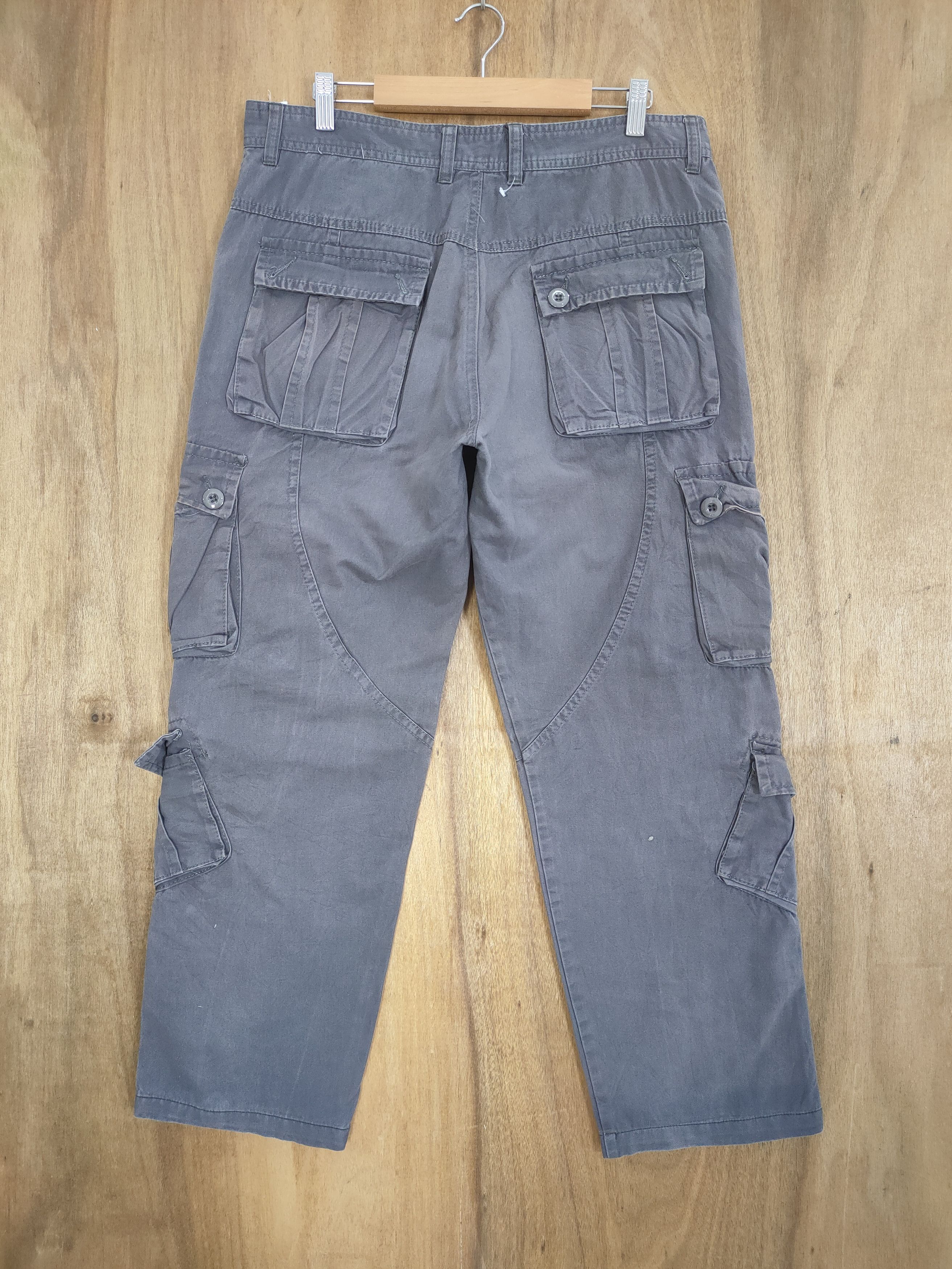 Japanese Brand VINTAGE JAPANESE BRAND FADED GREY CARGO PANTS Size US 34 / EU 50 - 7 Thumbnail