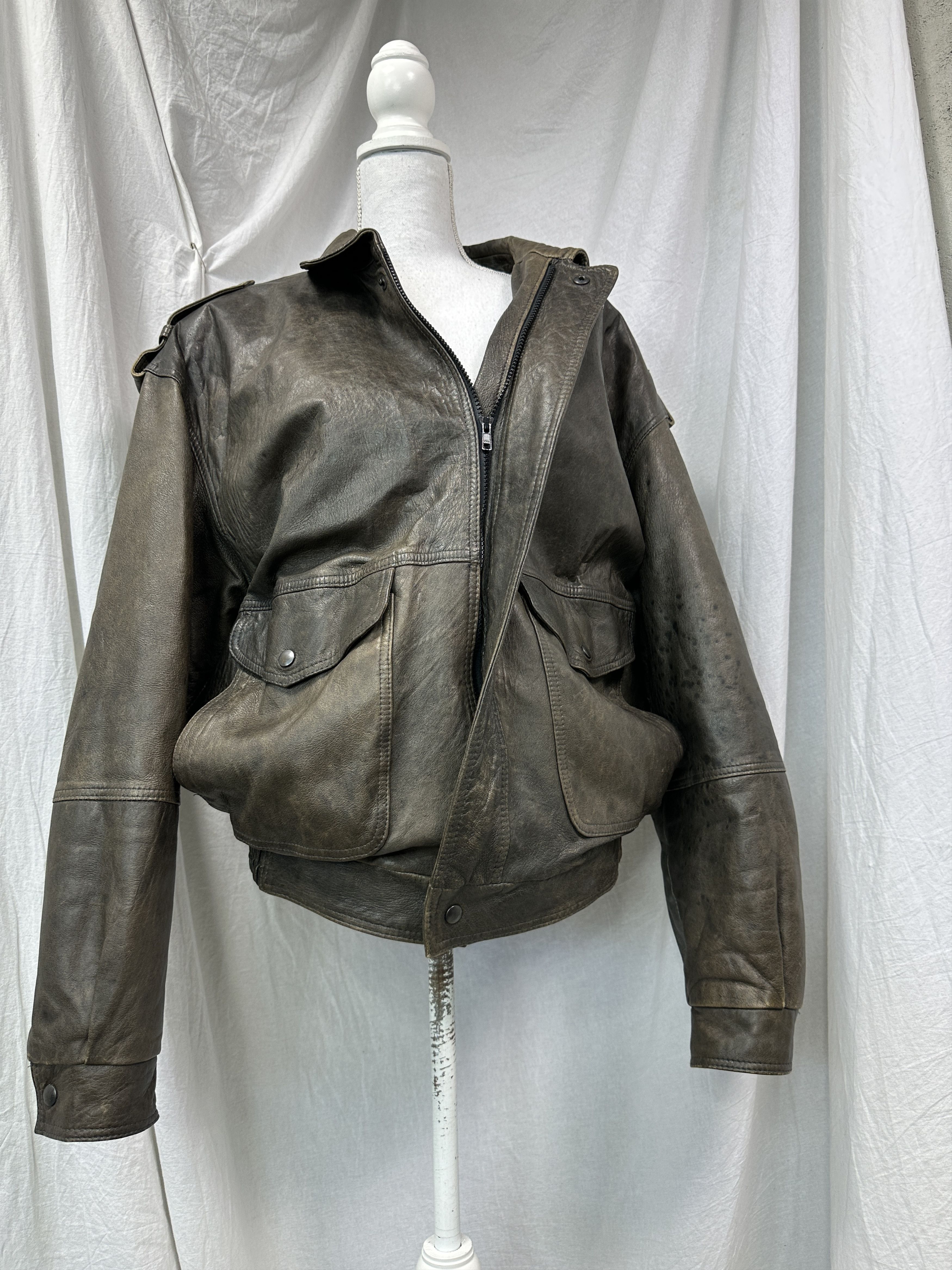Vintage Vintage Leather Biker Moto Washed Bomber Jacket 80s Size US L / EU 52-54 / 3 - 1 Thumbnail