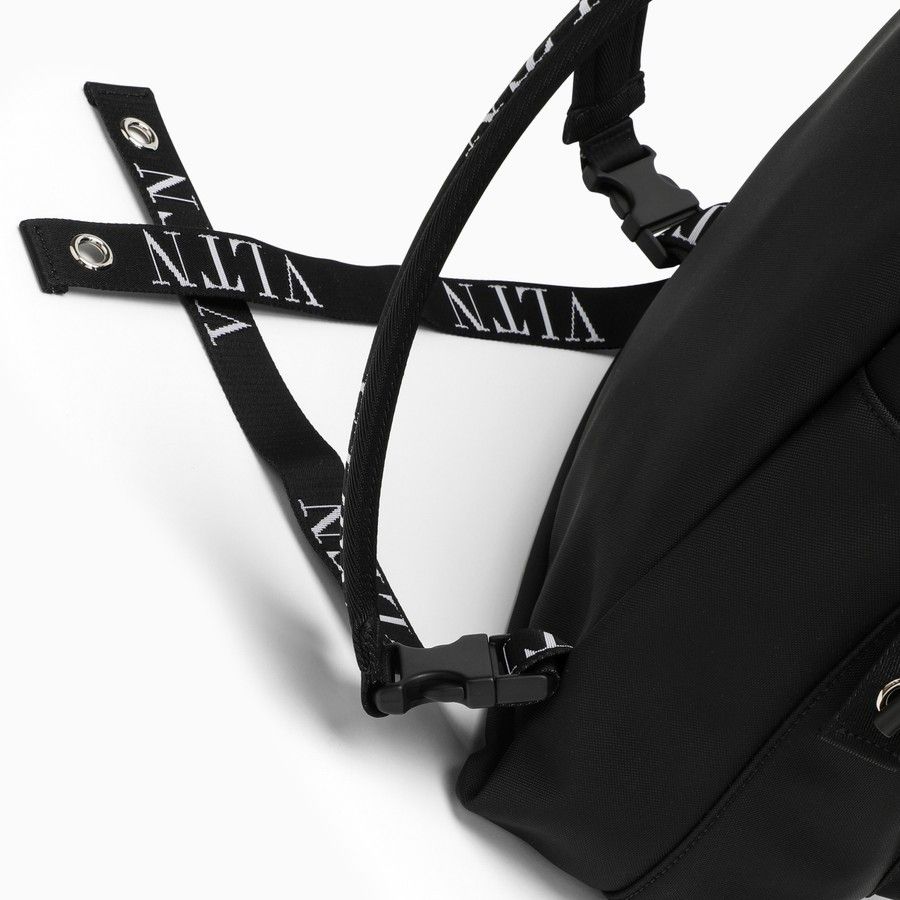 Valentino o1d2blof0724 Size : OS / Backpack in Black & White Size ONE SIZE - 5 Thumbnail