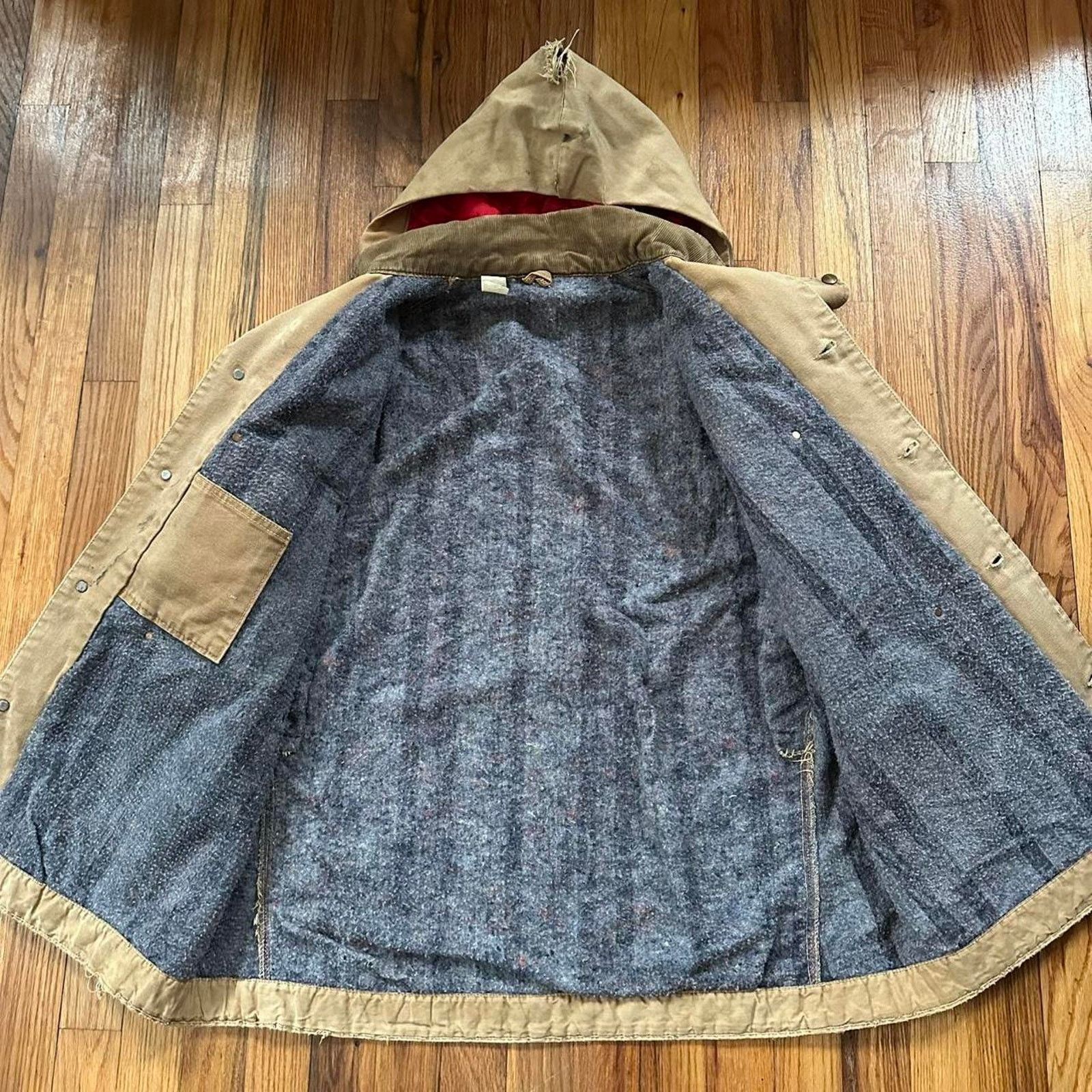 Carhartt Vintage 70s Carhartt Hooded Button Up Jacket Distressed L/XL Size US XL / EU 56 / 4 - 3 Thumbnail