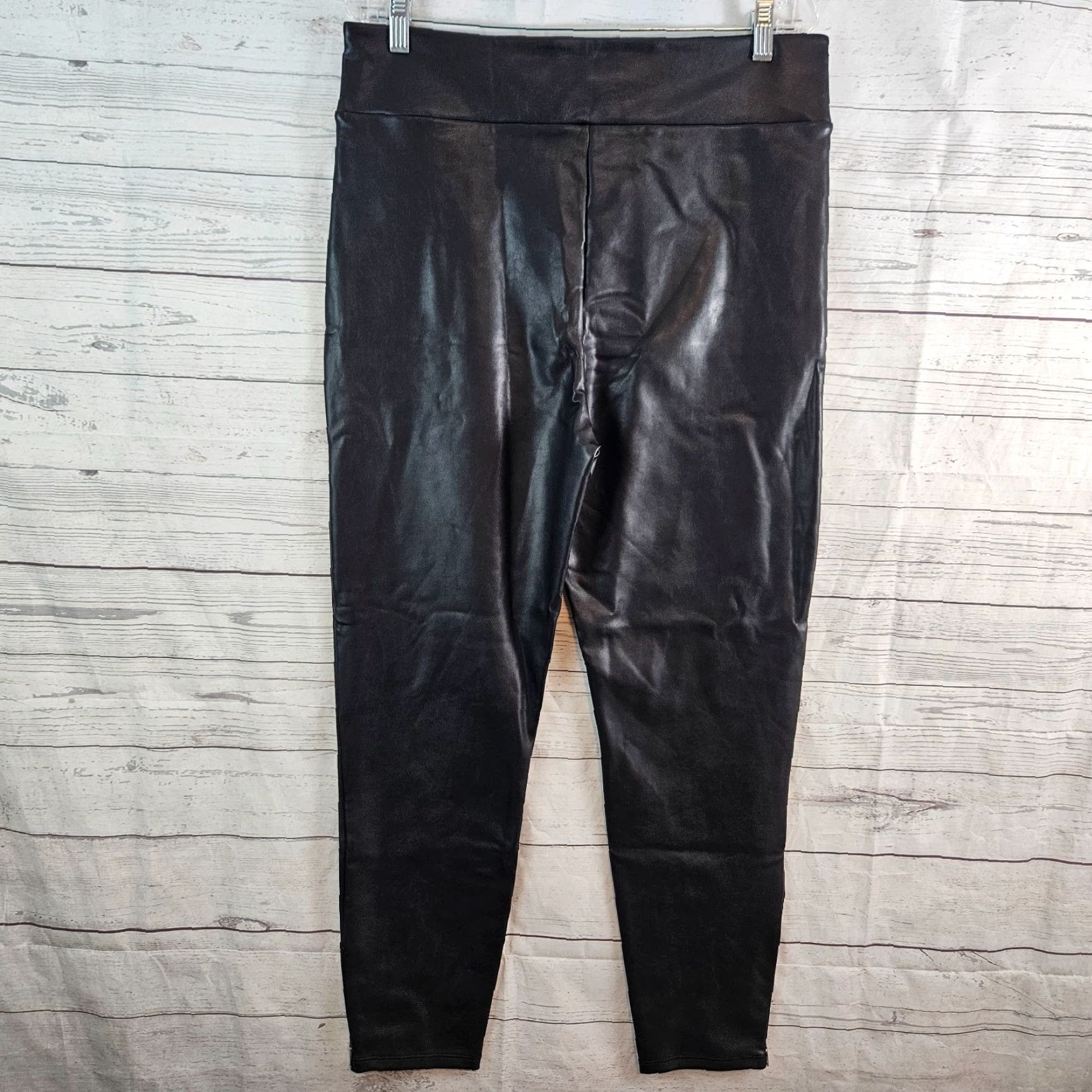 Abercrombie & Fitch Abercrombie & Fitch Womens Faux Leather Pants XL Black Pull On Ankle Skinny 27 Inseam Rise 13.5" Vint? No. (No N/A) Size 40" / US 18 - 3 Thumbnail