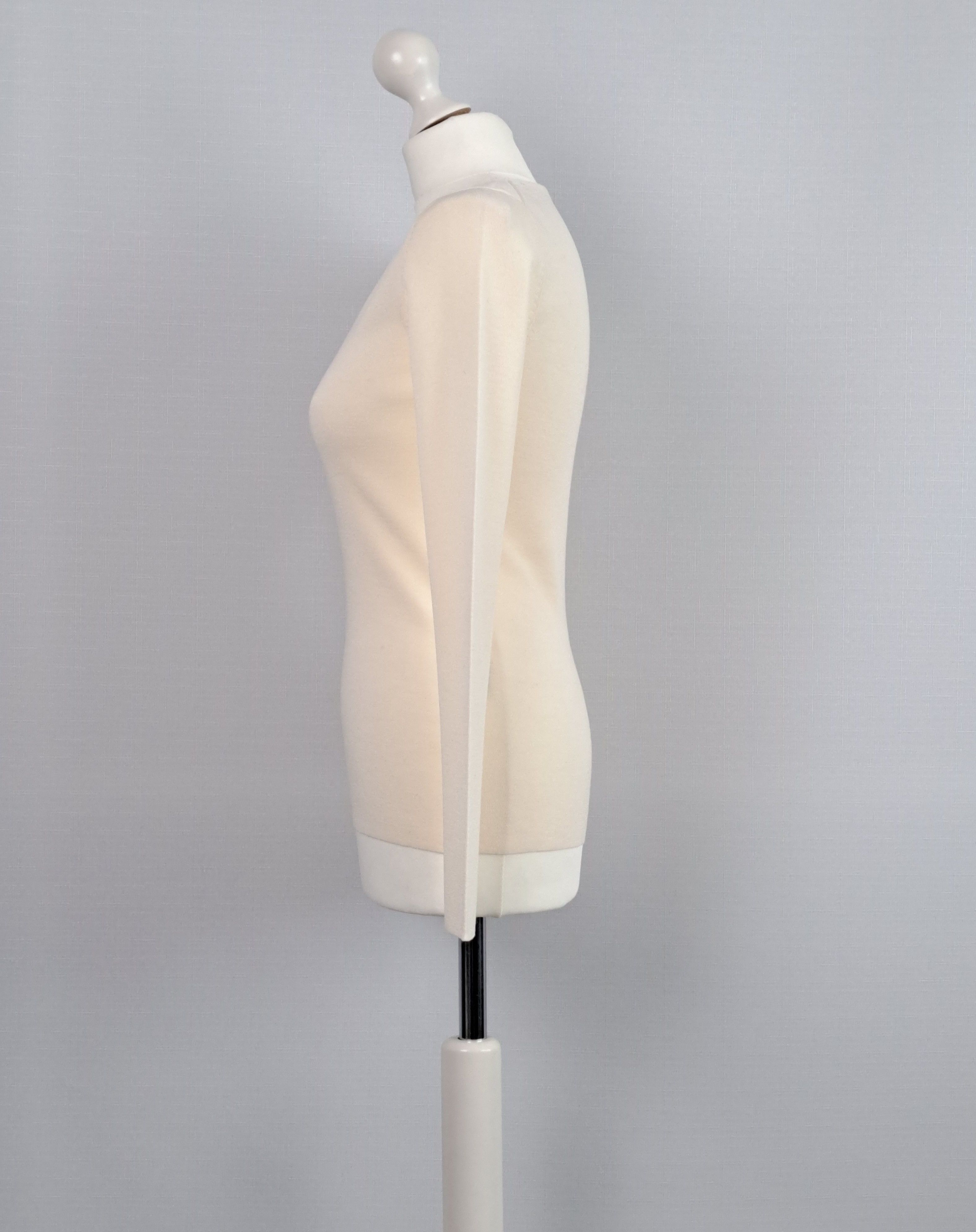 Hermes Hermes Paris wool long sleeve pullover in ecru. Size S / US 4 / IT 40 - 4 Thumbnail