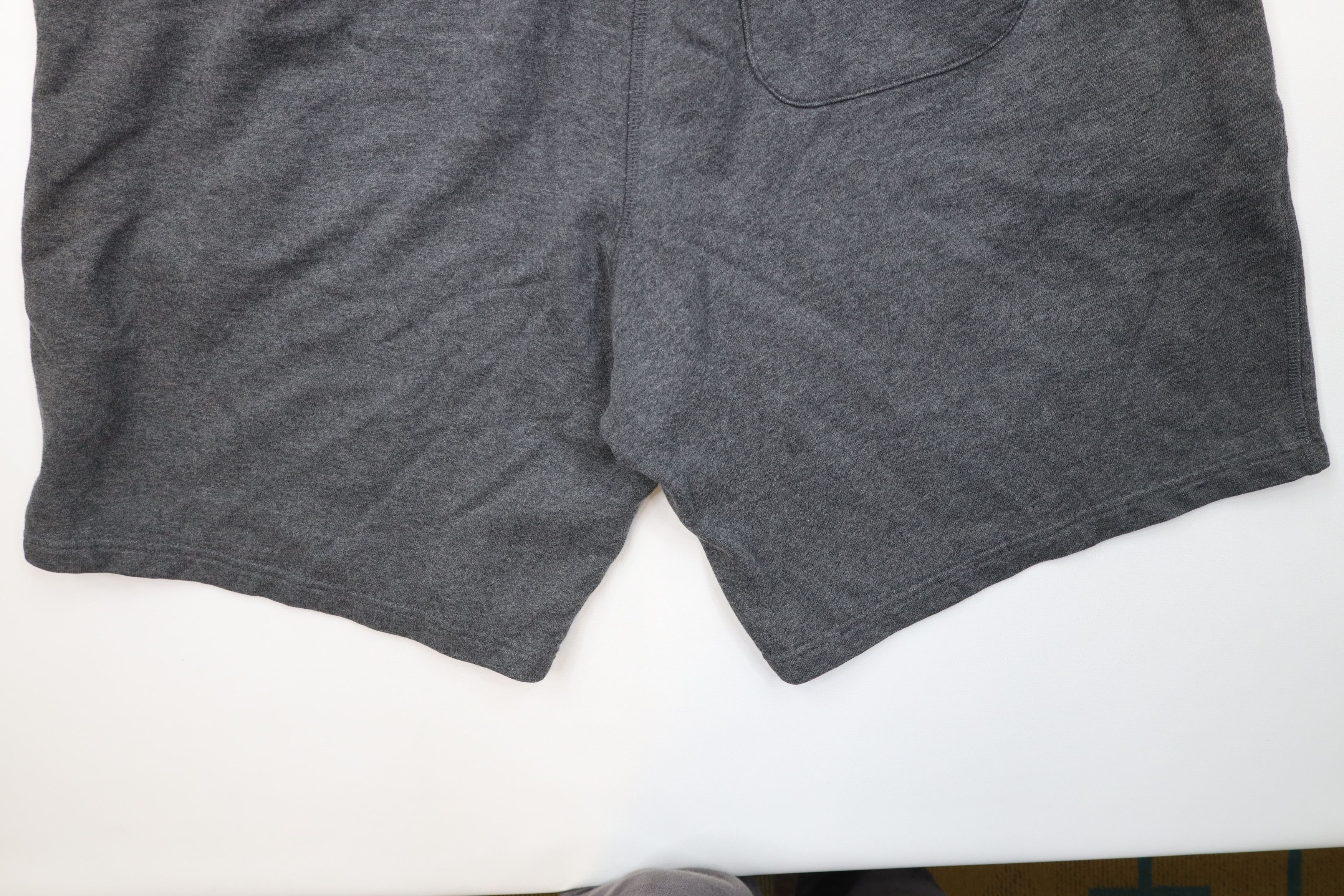 Champion Vintage Y2K Champion Heavy French Terry Shorts Gray Size US 38 / EU 54 - 12 Thumbnail