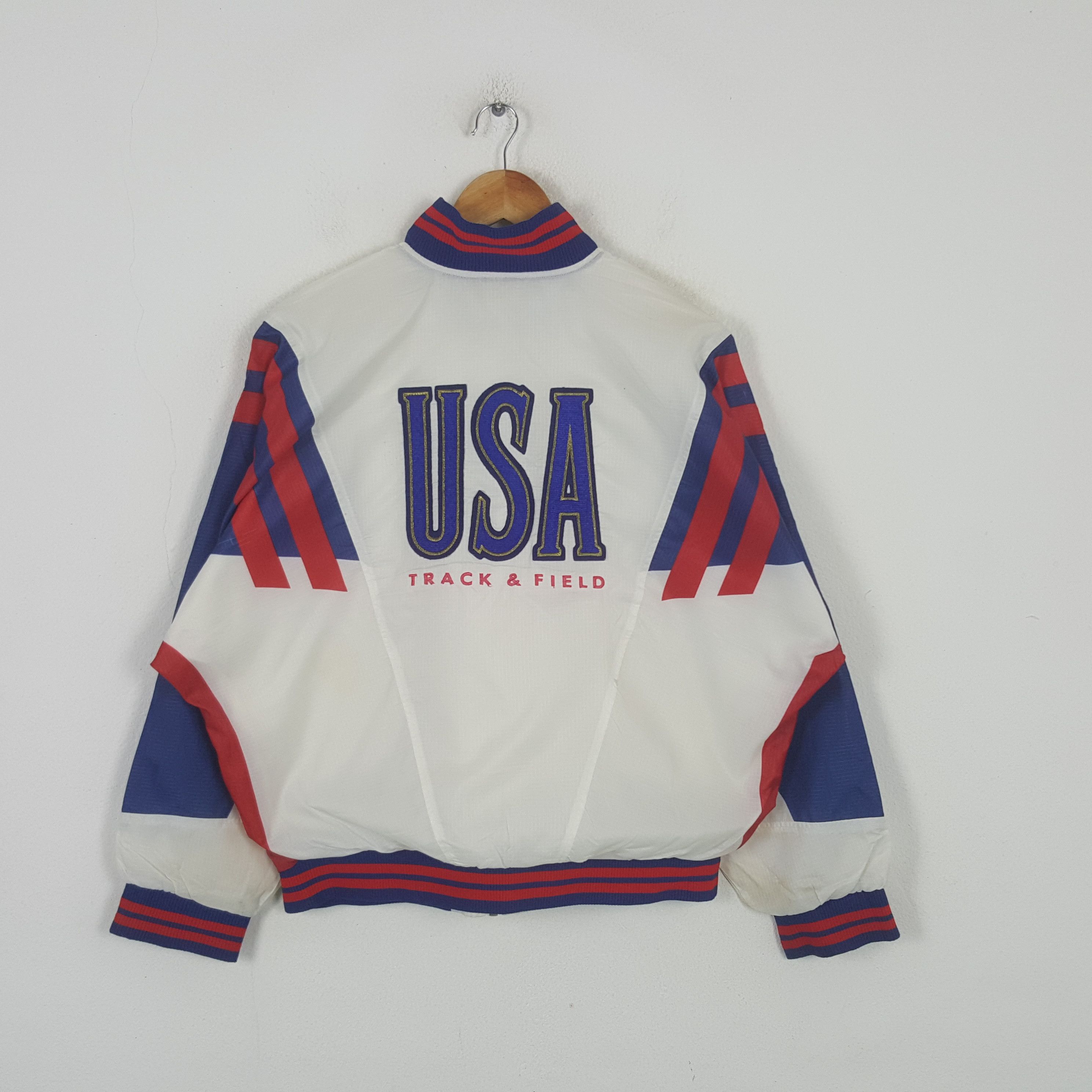 Nike Vintage NIKE USA Track & Field Windbreaker Jacket RR11 Size US XXL / EU 58 / 5 - 1 Thumbnail