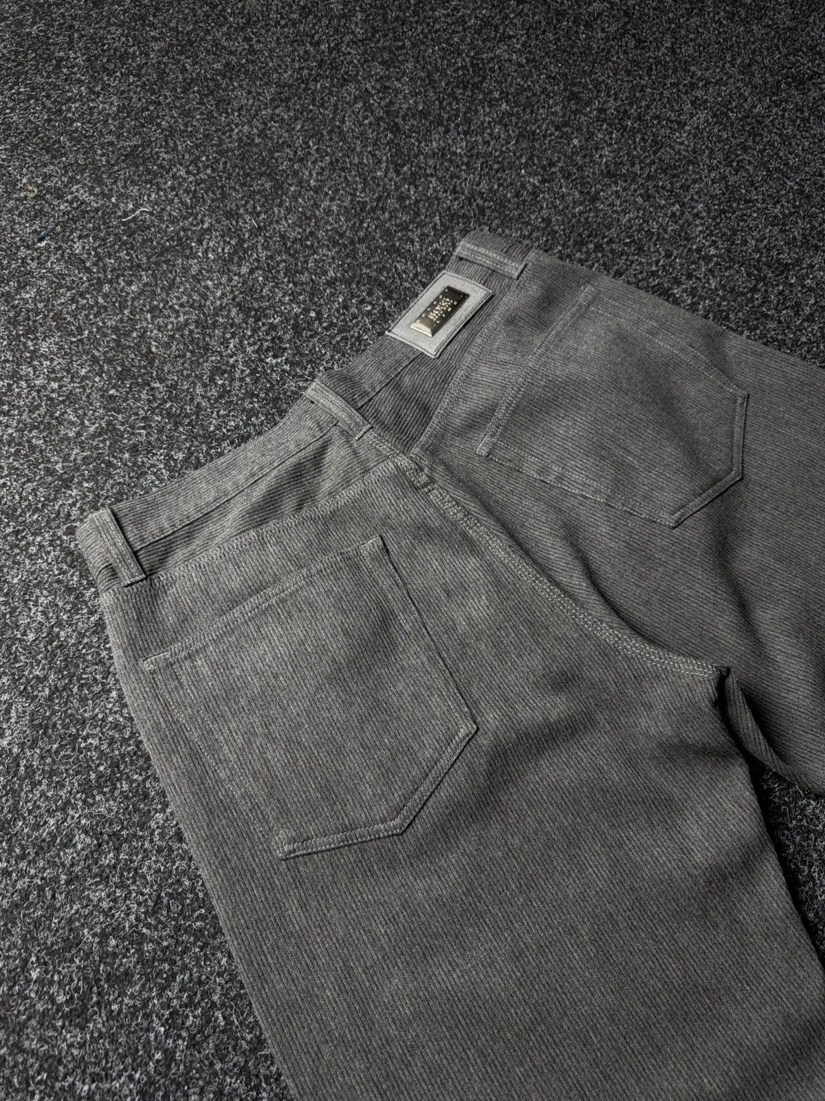 Hugo Boss Vintage 90s Hugo Boss Albama Select Line Corduroy pants Size US 34 / EU 50 - 16 Thumbnail