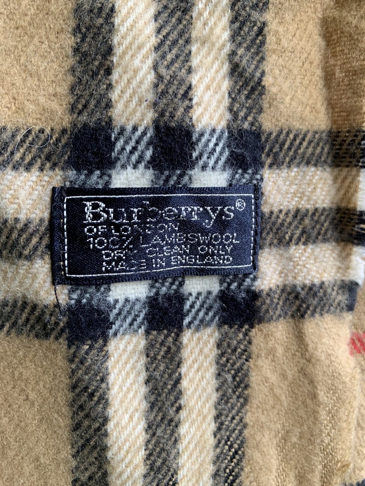 Burberry × Vintage Vintage Novacheck Burberrys Mafla Size ONE SIZE - 4 Thumbnail