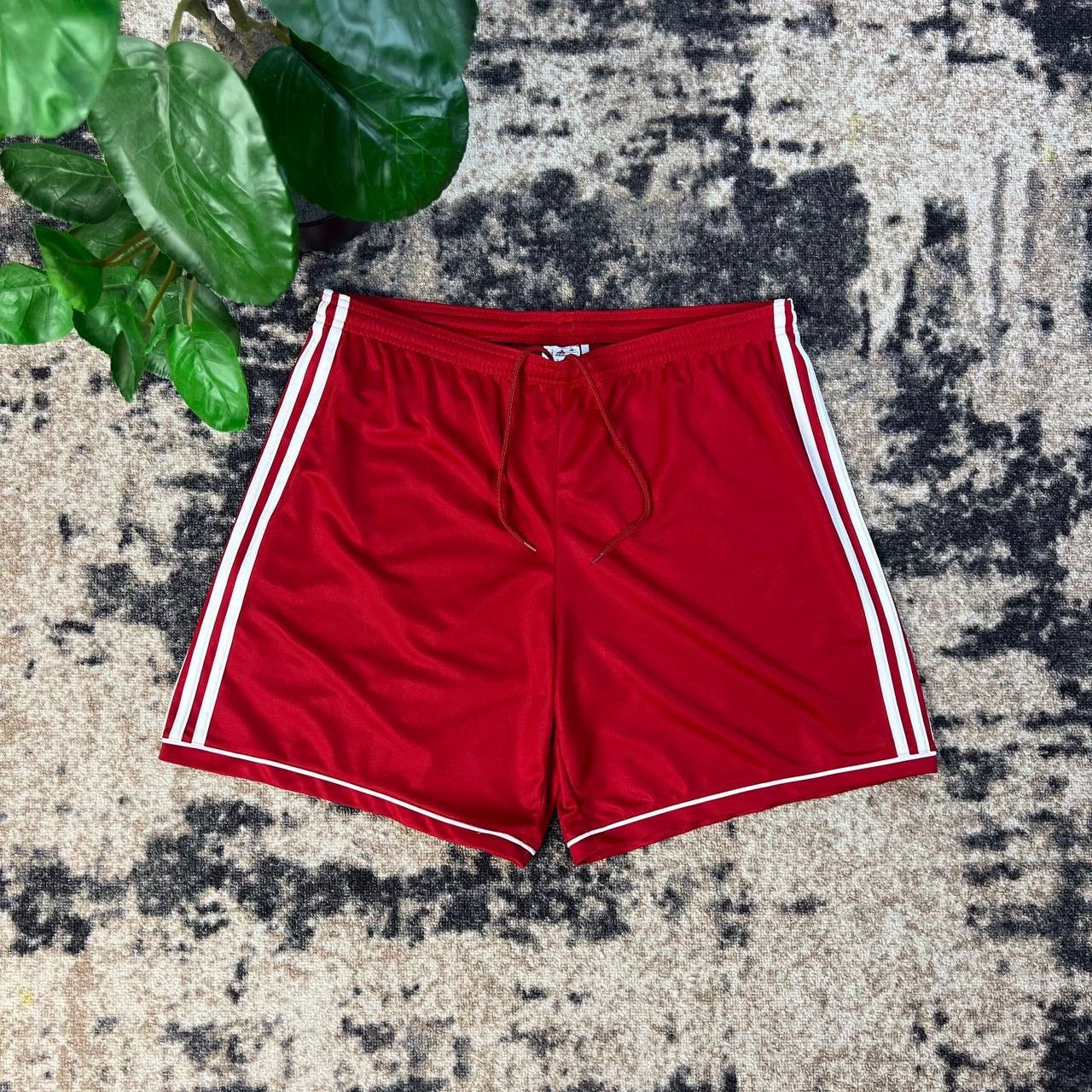 Adidas Adidas Vintage Mini Logo Light Shorts Sportswear Y2K Size US 36 / EU 52 - 2 Thumbnail