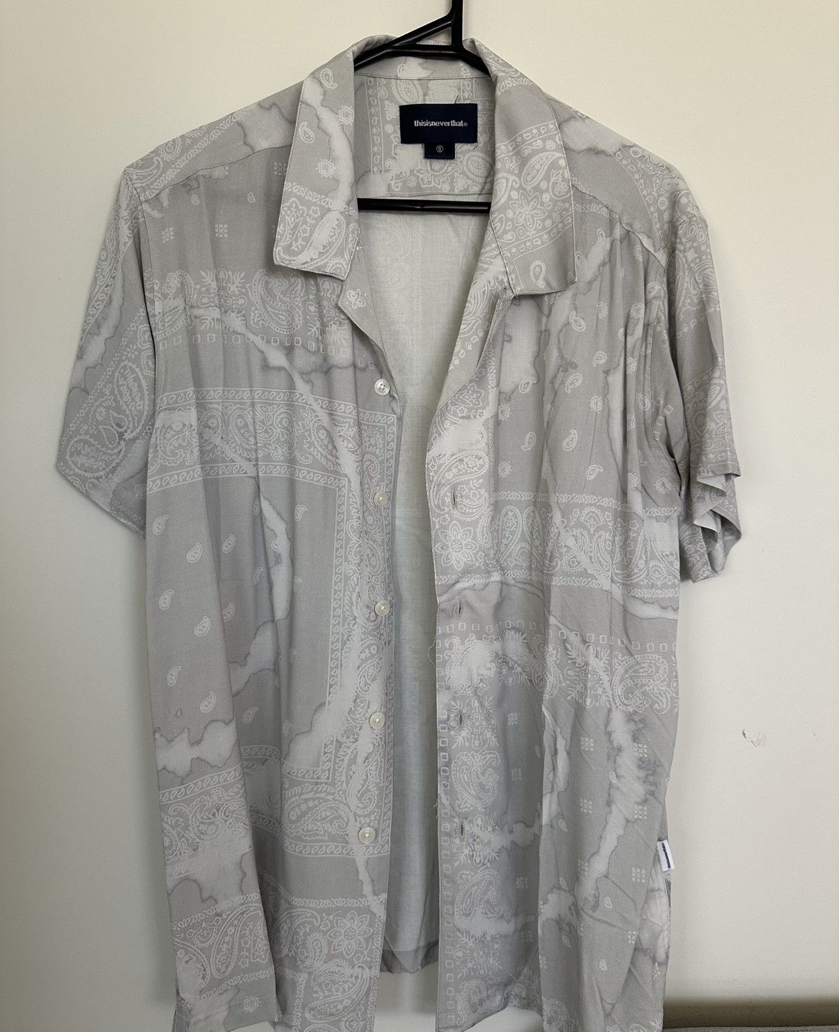 thisisneverthat Thisisneverthat Bandana S/S Shirt Biege Size US S / EU 44-46 / 1 - 1 Thumbnail