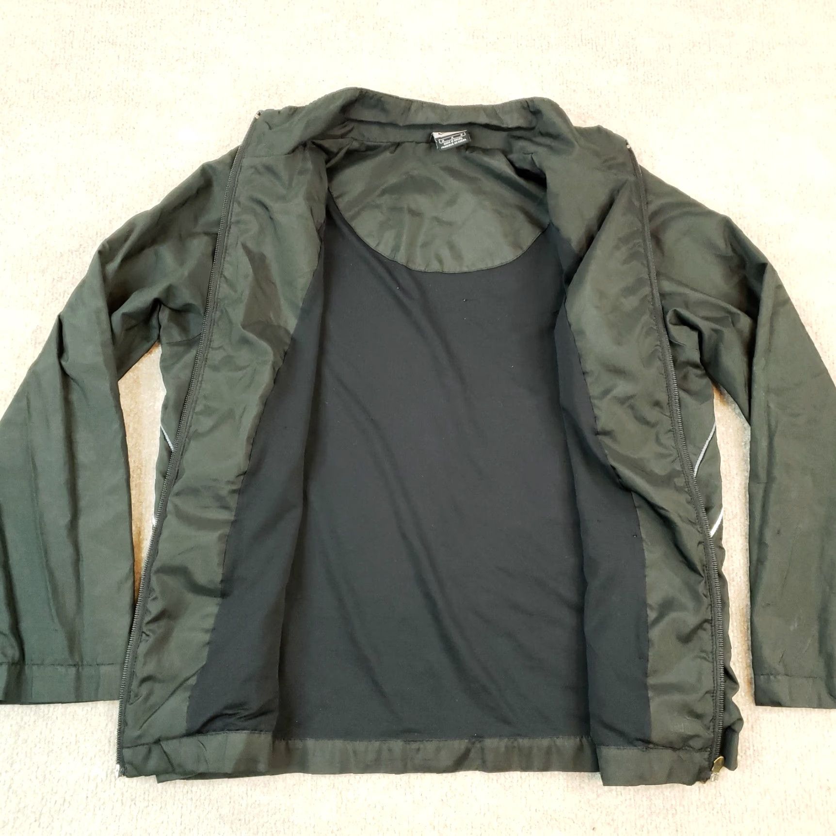 Nike VINTAGE Nike Windbreaker Jacket Womens Medium Black Lightweight Size M / US 6-8 / IT 42-44 - 6 Thumbnail