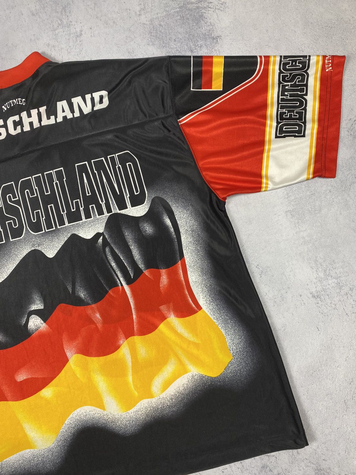 Vintage Vintage 90’s Nutmeg Mills Germany Deutschland Soccer Jersey Size US XL / EU 56 / 4 - 16 Thumbnail