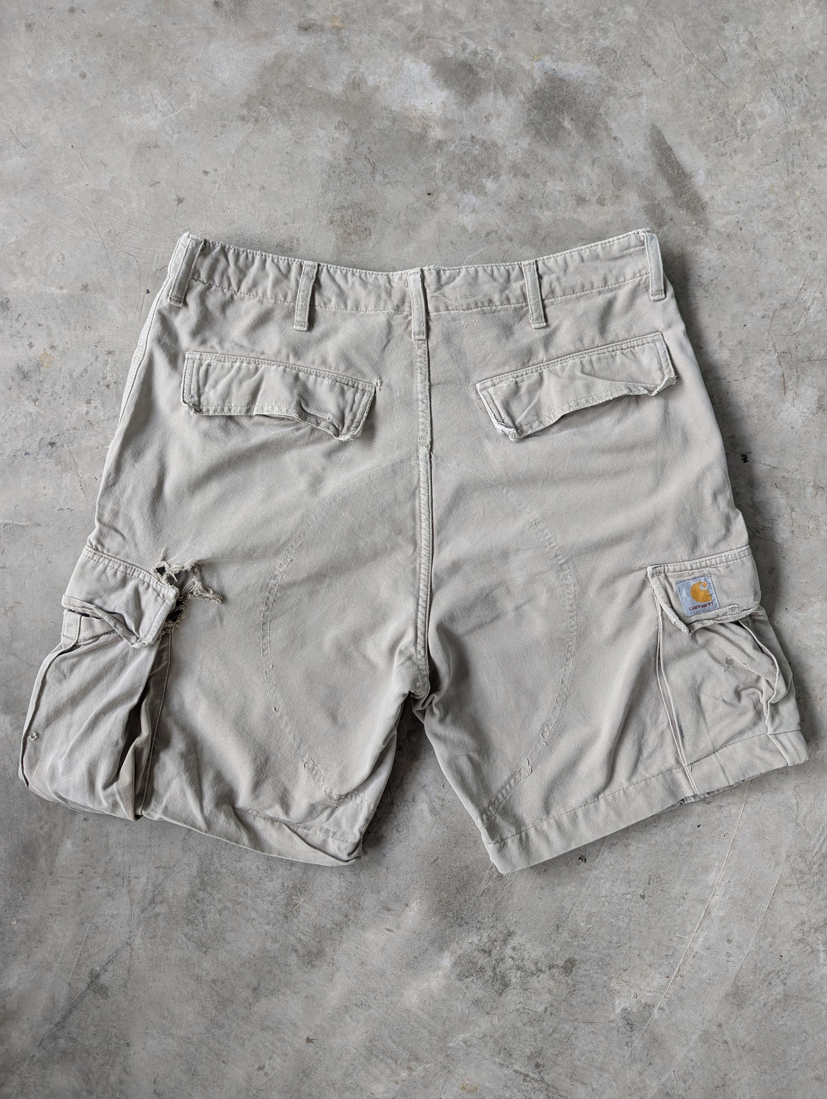 Carhartt Distressed Faded Biege Carhartt Bermuda Short Cargo Pants Size US 38 / EU 54 - 1 Thumbnail