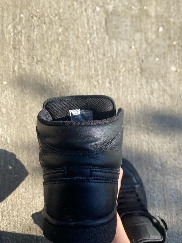 Jordan Brand Jordan 1 High Black Size US 7.5 / EU 40-41 - 4 Thumbnail
