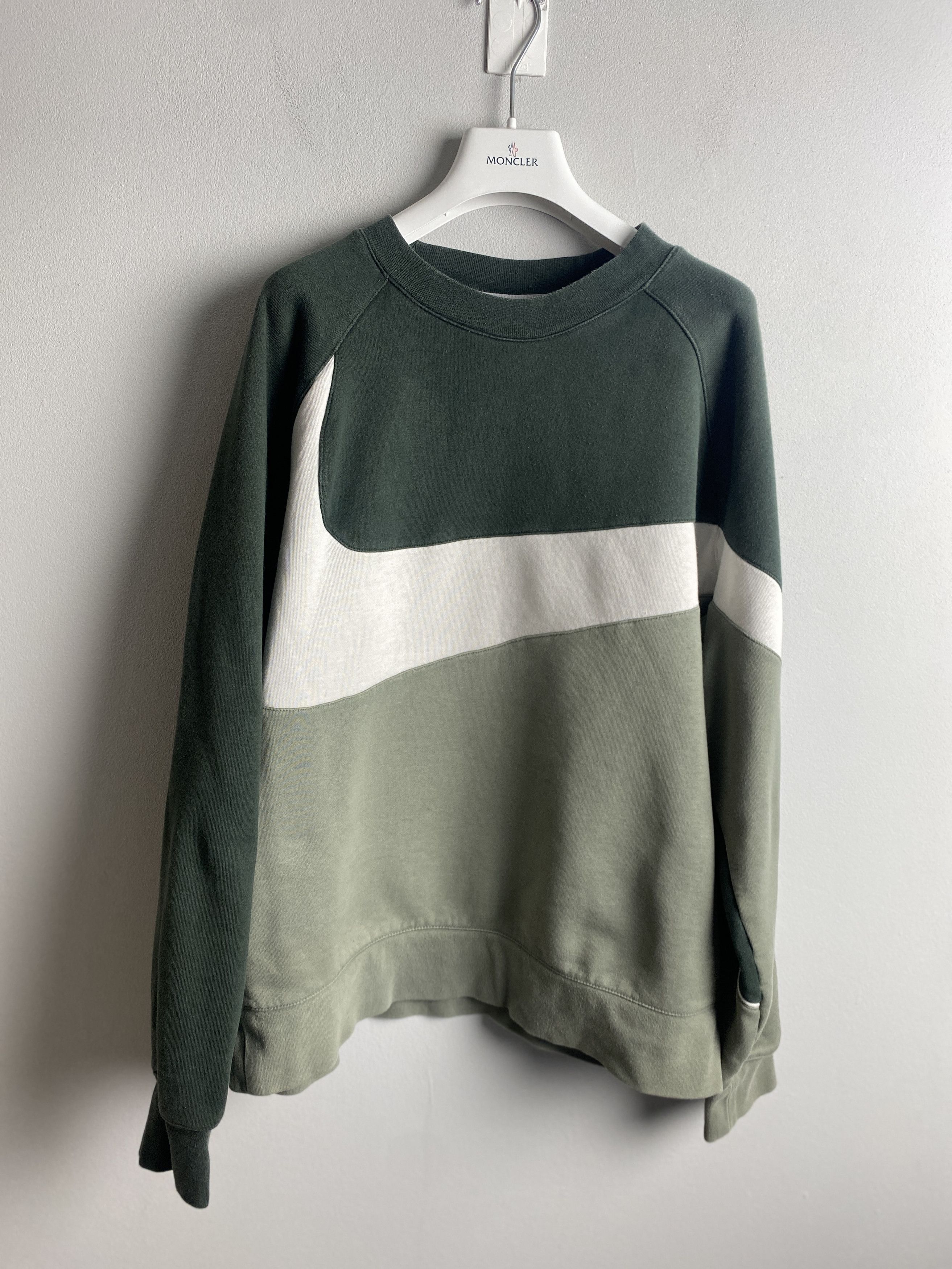 Nike Nike big swoosh sweatshirt crewneck drill drip trap skate Size US L / EU 52-54 / 3 - 1 Thumbnail
