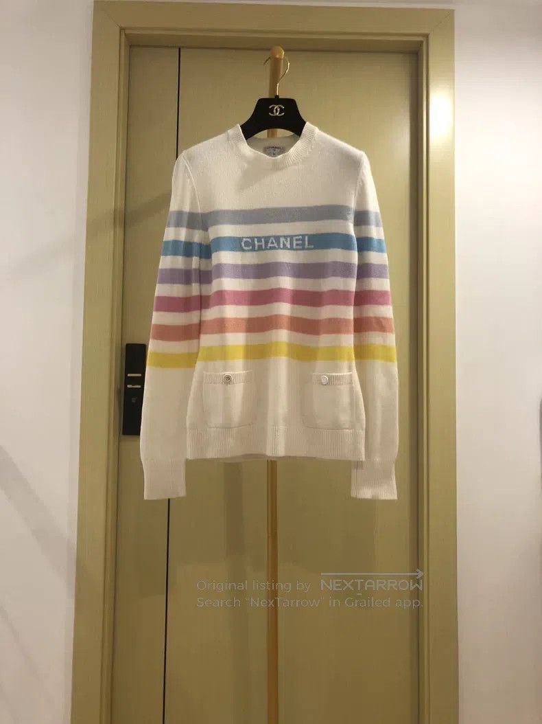 Chanel Chanel Rainbow striped colour block chest letter logo swea Size XXS / US 00 / IT 34 - 1 Thumbnail