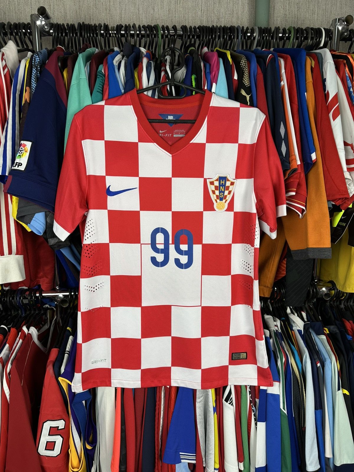 Other Nike Croatia 2014 NEDOKLAN 99 football shirt soccer jersey Size US M / EU 48-50 / 2 - 1 Thumbnail