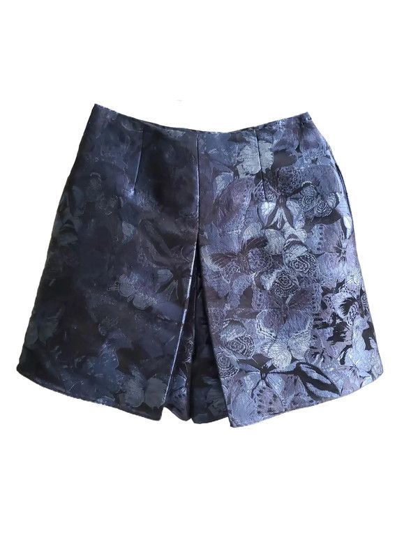 Valentino Valentino Floral Print Women's Shorts in Dark Blue 0089 Size 23" - 1 Thumbnail