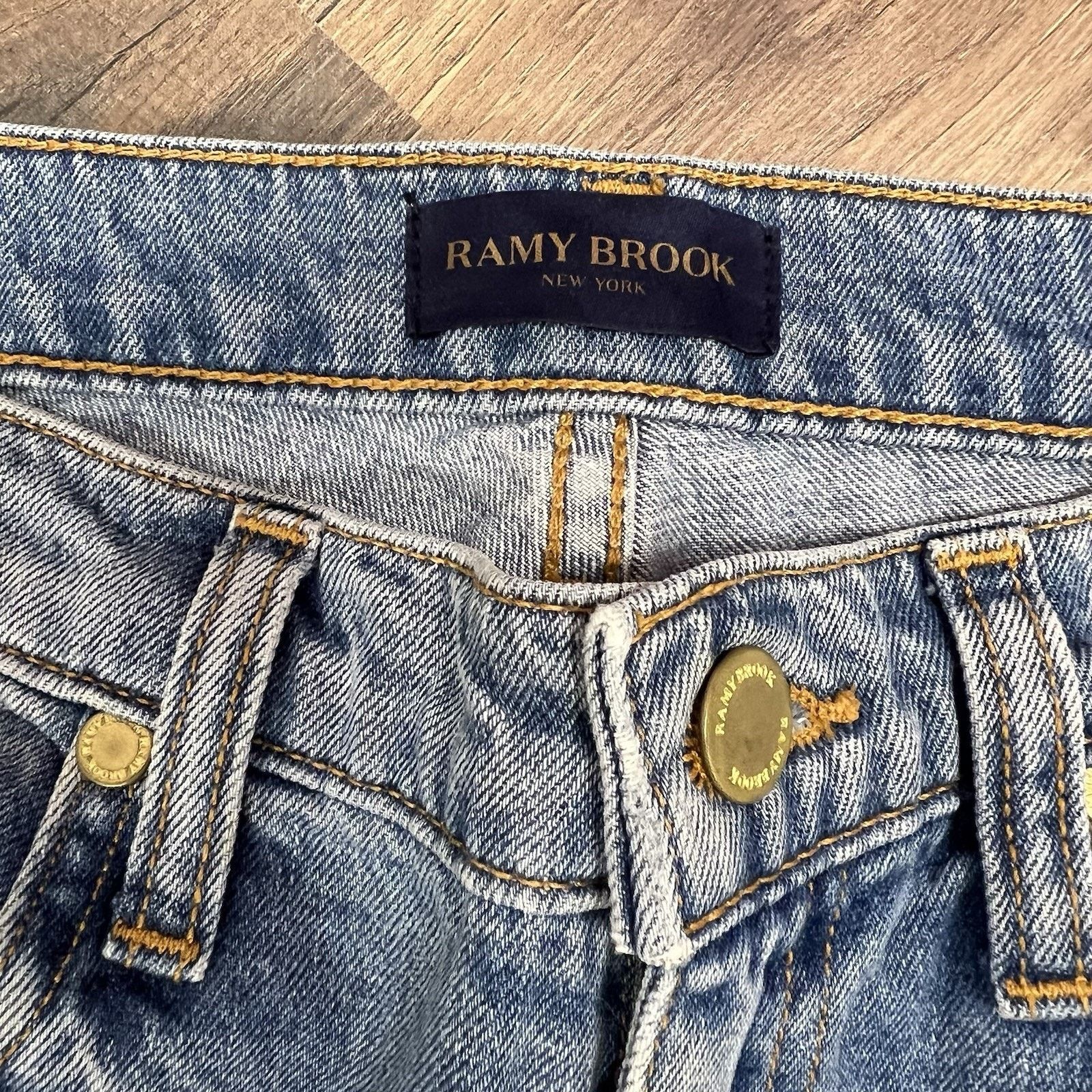 Ramy Brook Ramy Brook Sz 26 Rosie Boyfriend Cropped Jean Mid-Rise Size 26" / US 2 / IT 38 - 5 Thumbnail