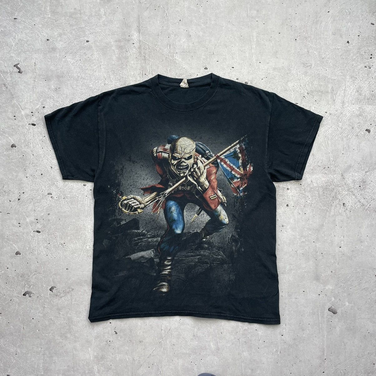 Iron Maiden × Vintage Vintage Iron Maiden T-Shirt The Trooper 2010 Band Rock Y2K Size US L / EU 52-54 / 3 - 1 Thumbnail