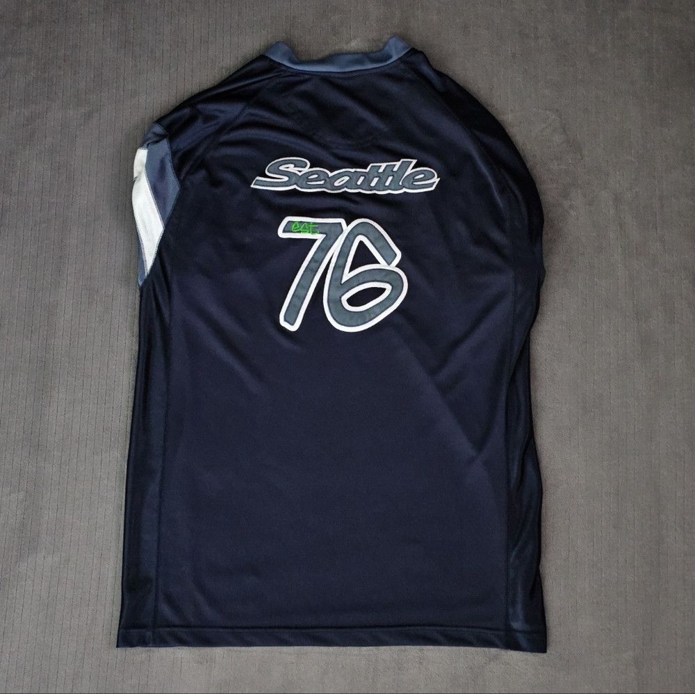 NFL No HudIdle NFL Seattle Seahawks Est 76 Throwback Jersey Siz Size US XXL / EU 58 / 5 - 9 Thumbnail