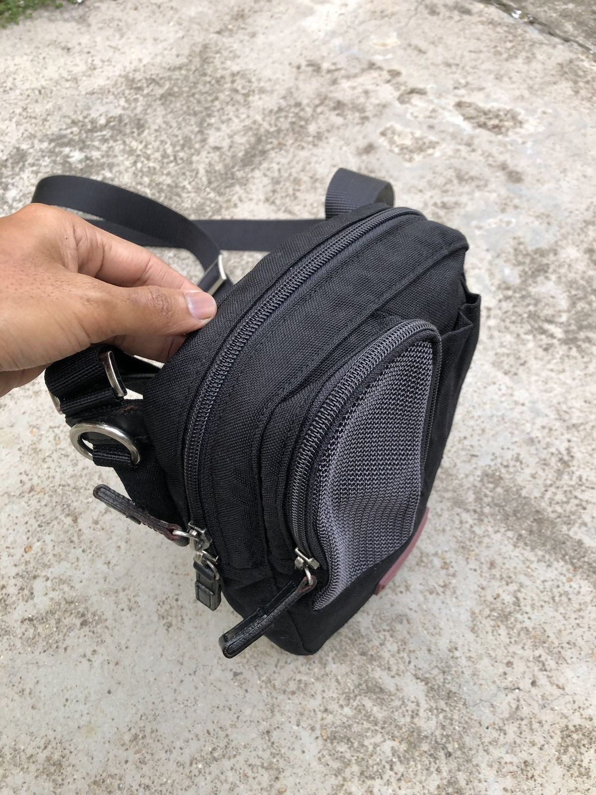Takeo Kikuchi × Vintage VINTAGE CROSSBODY SLINGBAG BY TAKEO KIKUCHI Size ONE SIZE - 3 Thumbnail