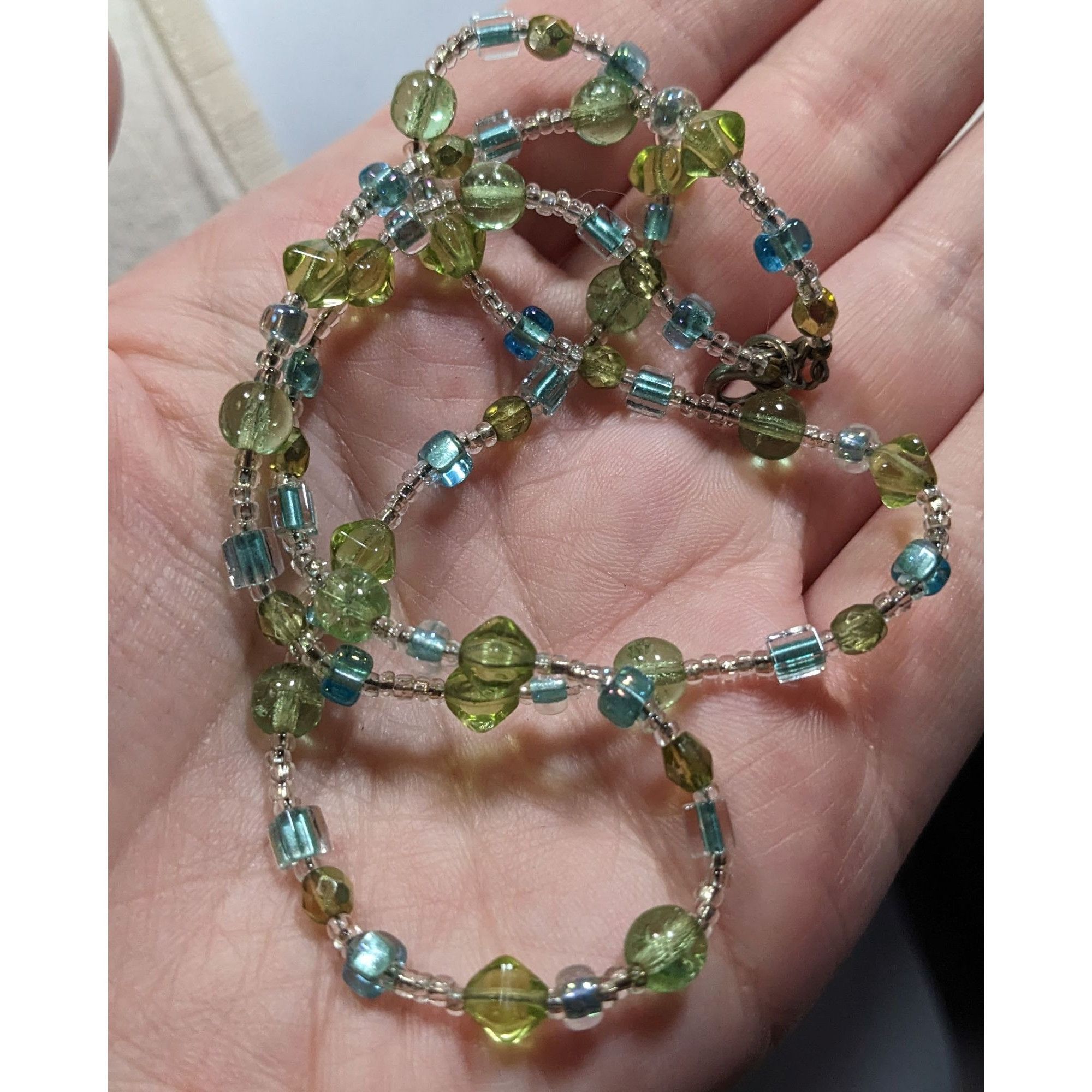 Handmade Handcrafted Artisan Pastel Green Blue Glass Beaded Necklace Size ONE SIZE - 4 Thumbnail