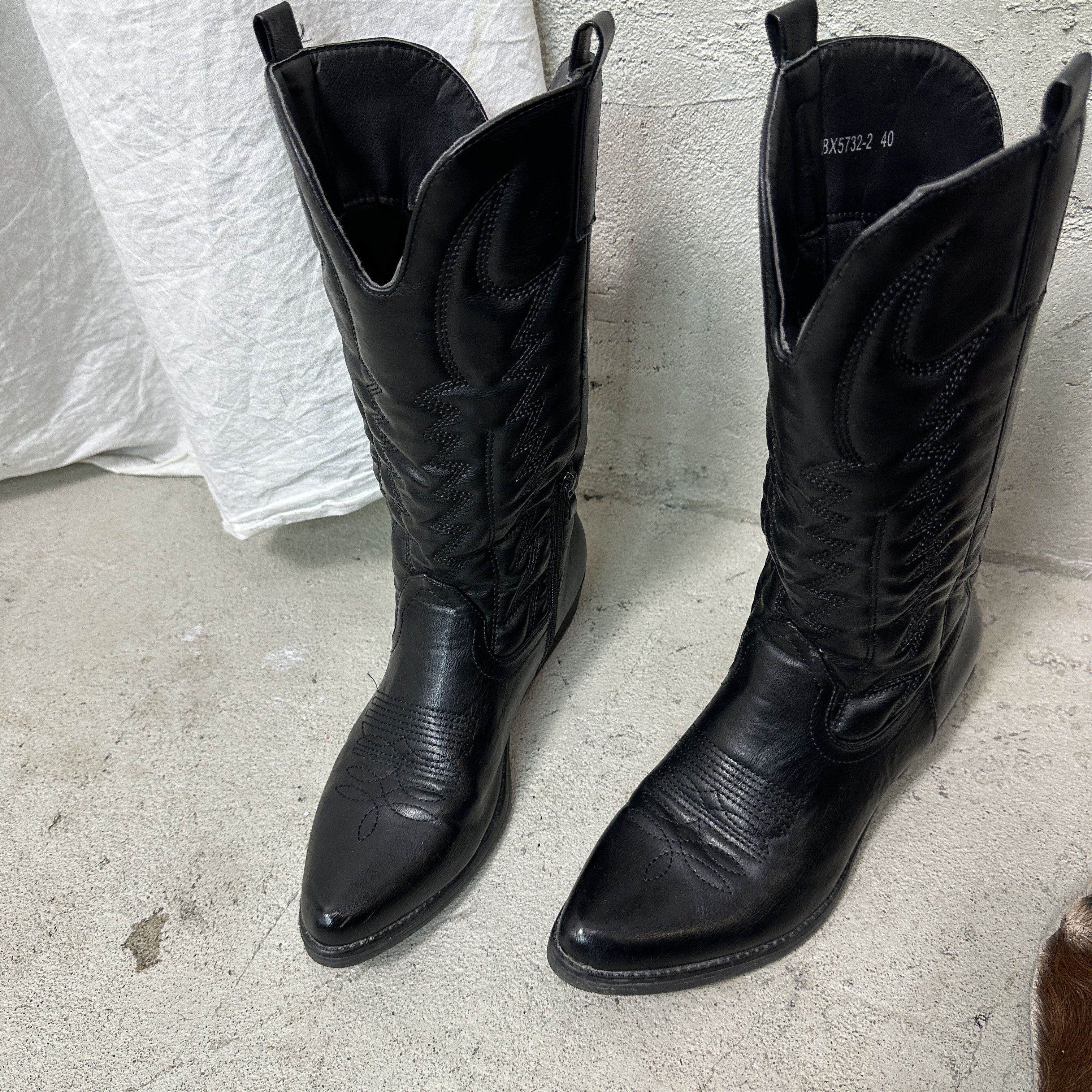 Vintage Vintage Western Faux Leather Cowboy Boots 00s Size US 10 / IT 40 - 5 Thumbnail