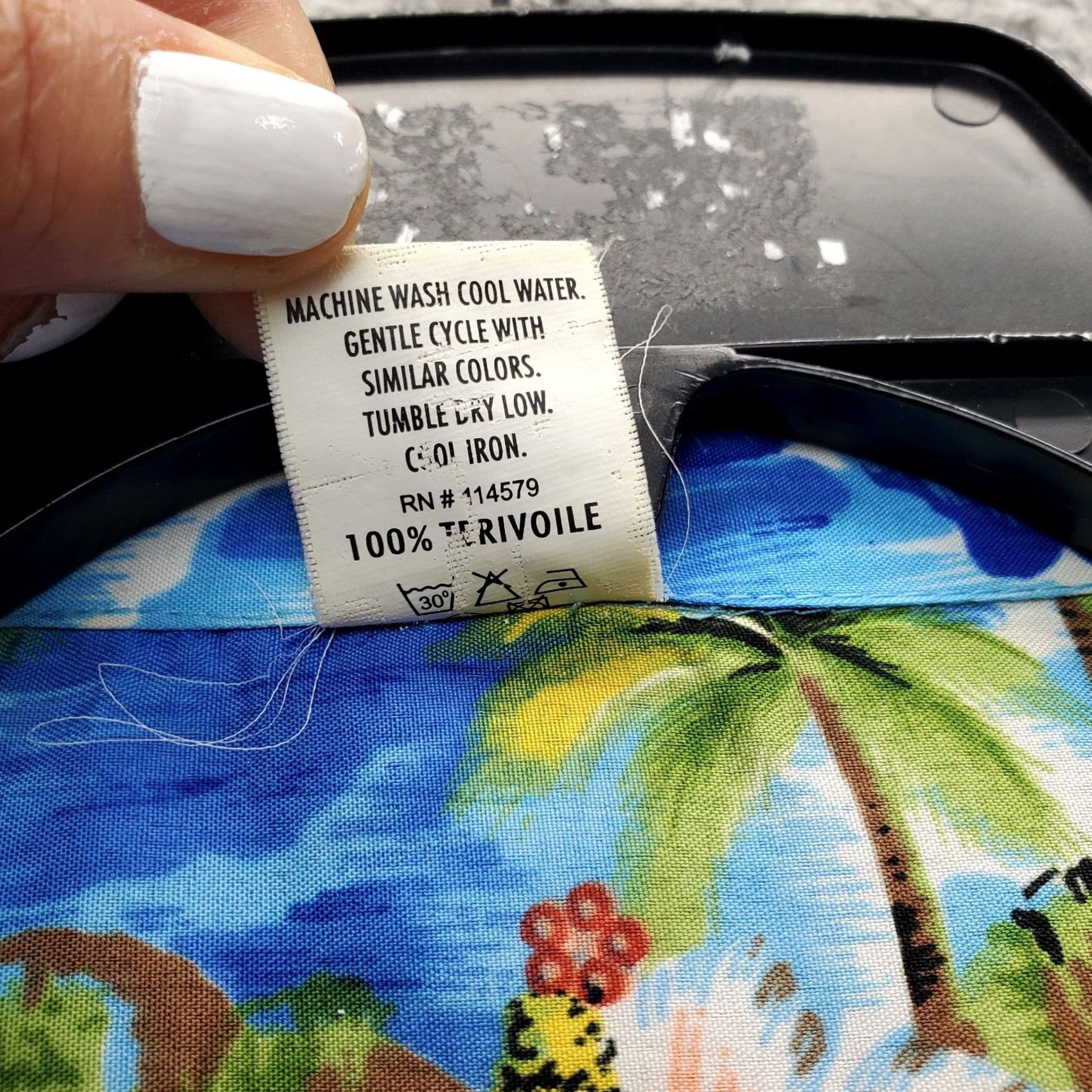 Vintage Magics Hawaiian Shirt Mens XL Multi Tropical Print Short Sleeve Button-Up EUC Size US XL / EU 56 / 4 - 6 Thumbnail
