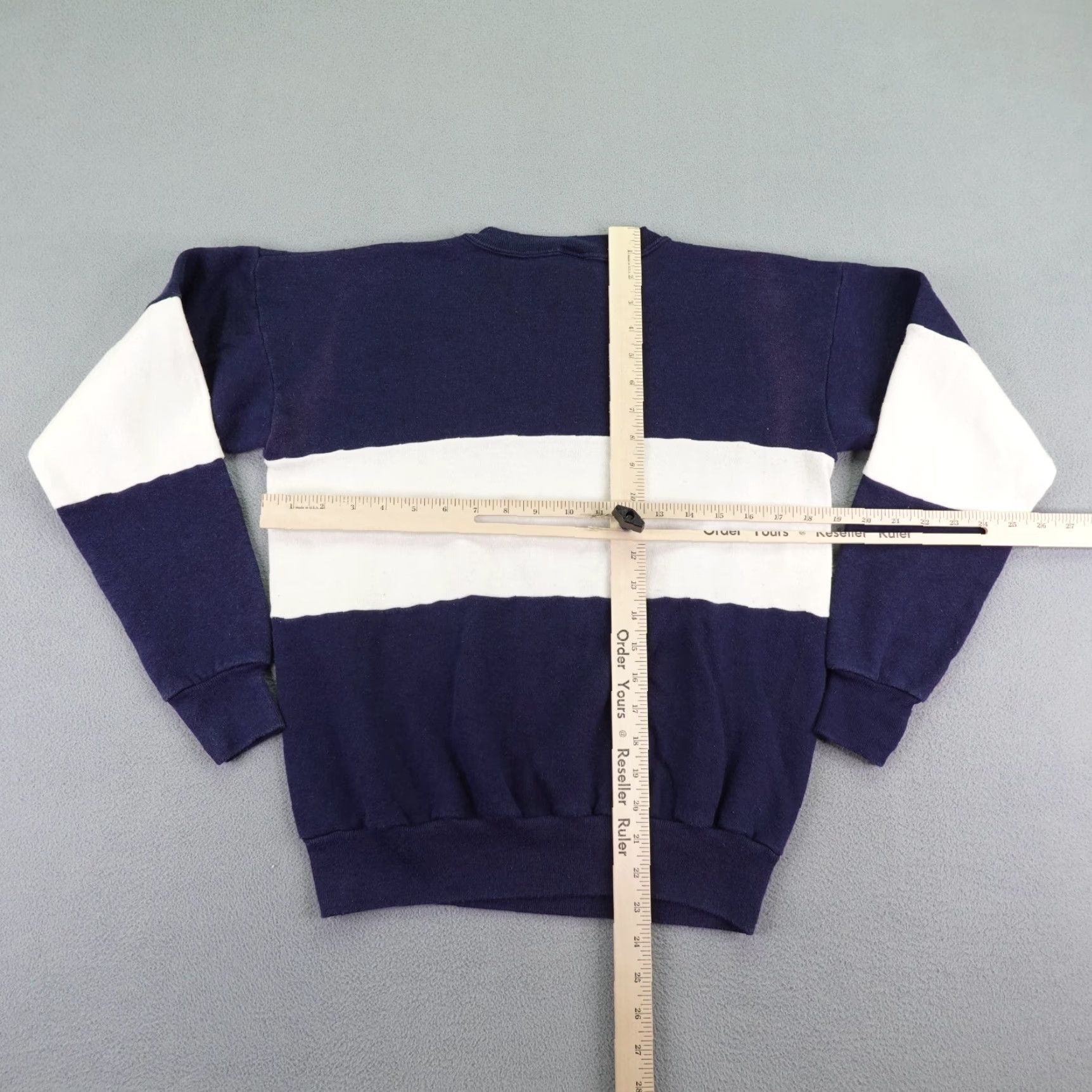 Velva Sheen VINTAGE Veiva Sheen Sweatshirt Men M Blue White Crewneck Pullover Knit Logo 80s Sweatshirt Size US M / EU 48-50 / 2 - 7 Thumbnail
