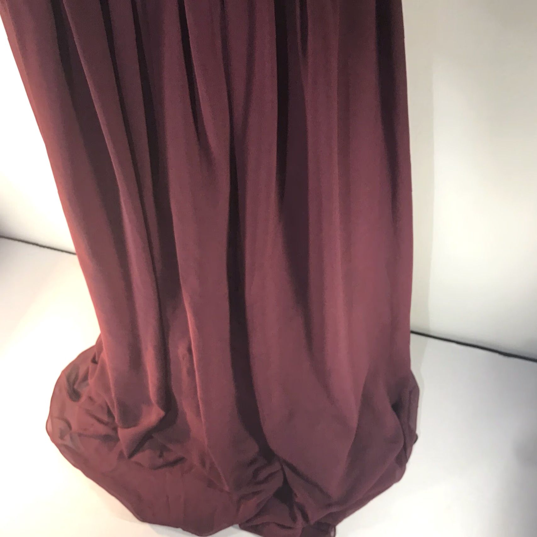 Vintage VINTAGE Azazie Burgundy Formal Maxi Dress Women’s Size 6 A-Line Keyhole Neck Wedding Evening Size M / US 6-8 / IT 42-44 - 4 Thumbnail