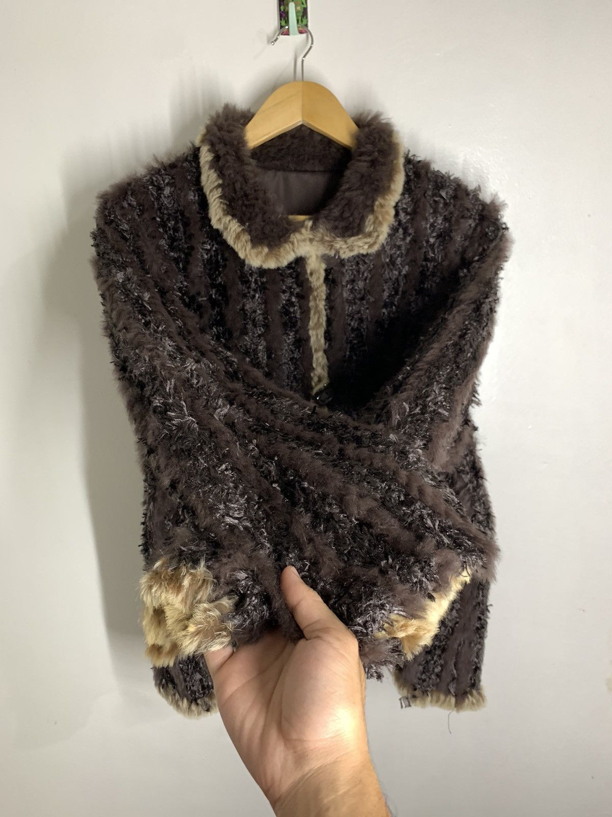 Other REVERSIBLE AUTHENTIC FUR JACKET NICE DESIGN Size US XL / EU 56 / 4 - 17 Thumbnail