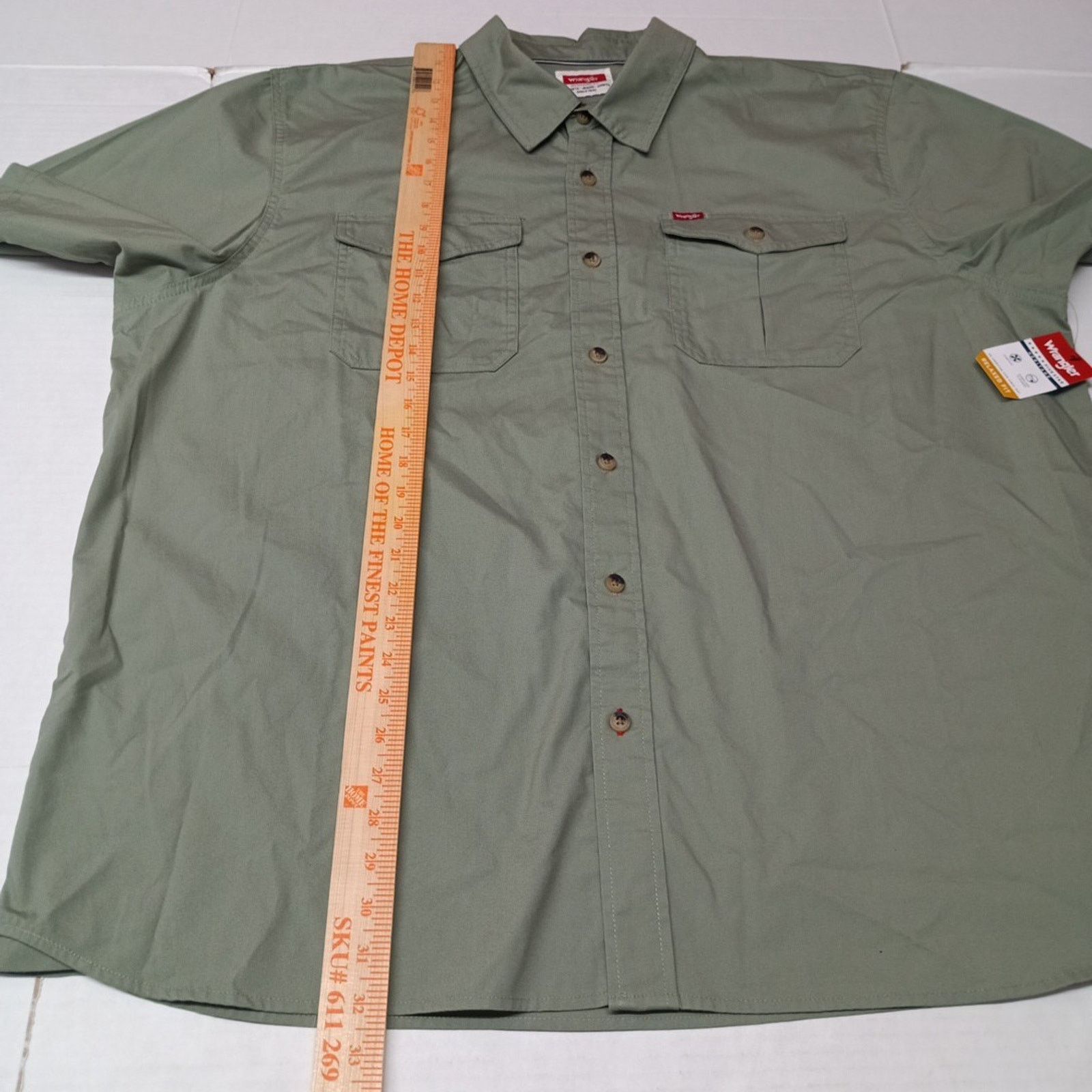Wrangler Wrangler Men's Relaxed Fit Woven Button Shirt Size 2XL Green Size US XXL / EU 58 / 5 - 6 Thumbnail