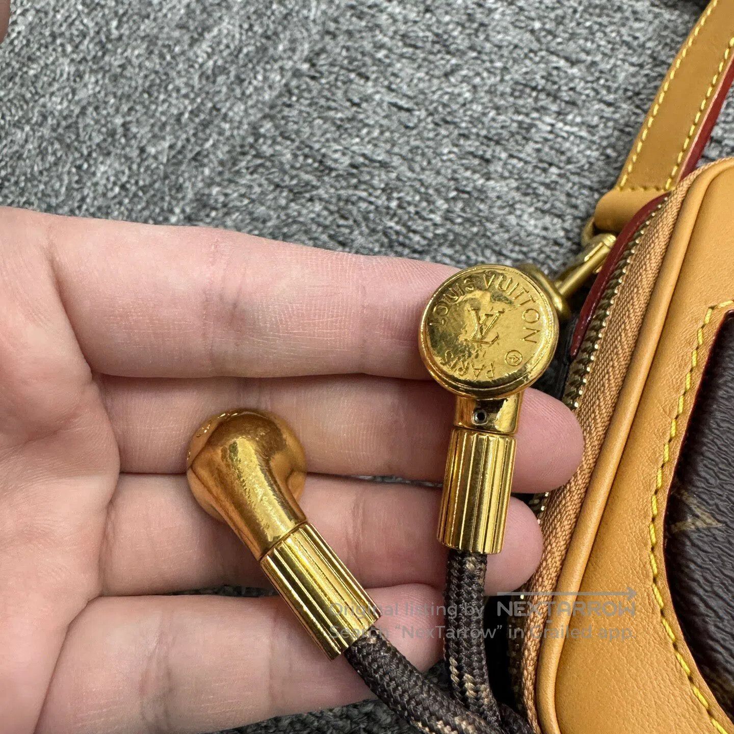 Louis Vuitton Louis Vuitton Radio Pack| Size ONE SIZE - 7 Thumbnail