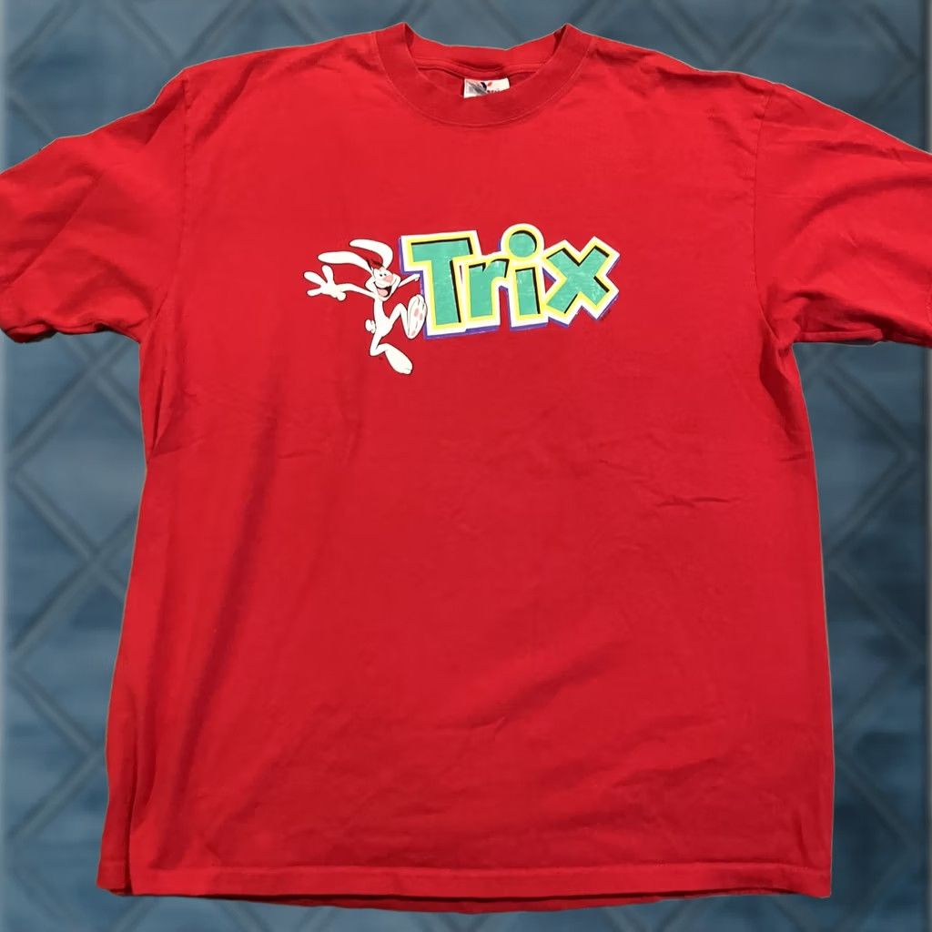 Vintage VINTAGE Yazbek T-Shirt Red XL Mens Cotton Crew Neck Short Sleeve 90s Trix Silly Rabbit AWESOME Size US XL / EU 56 / 4 - 1 Thumbnail