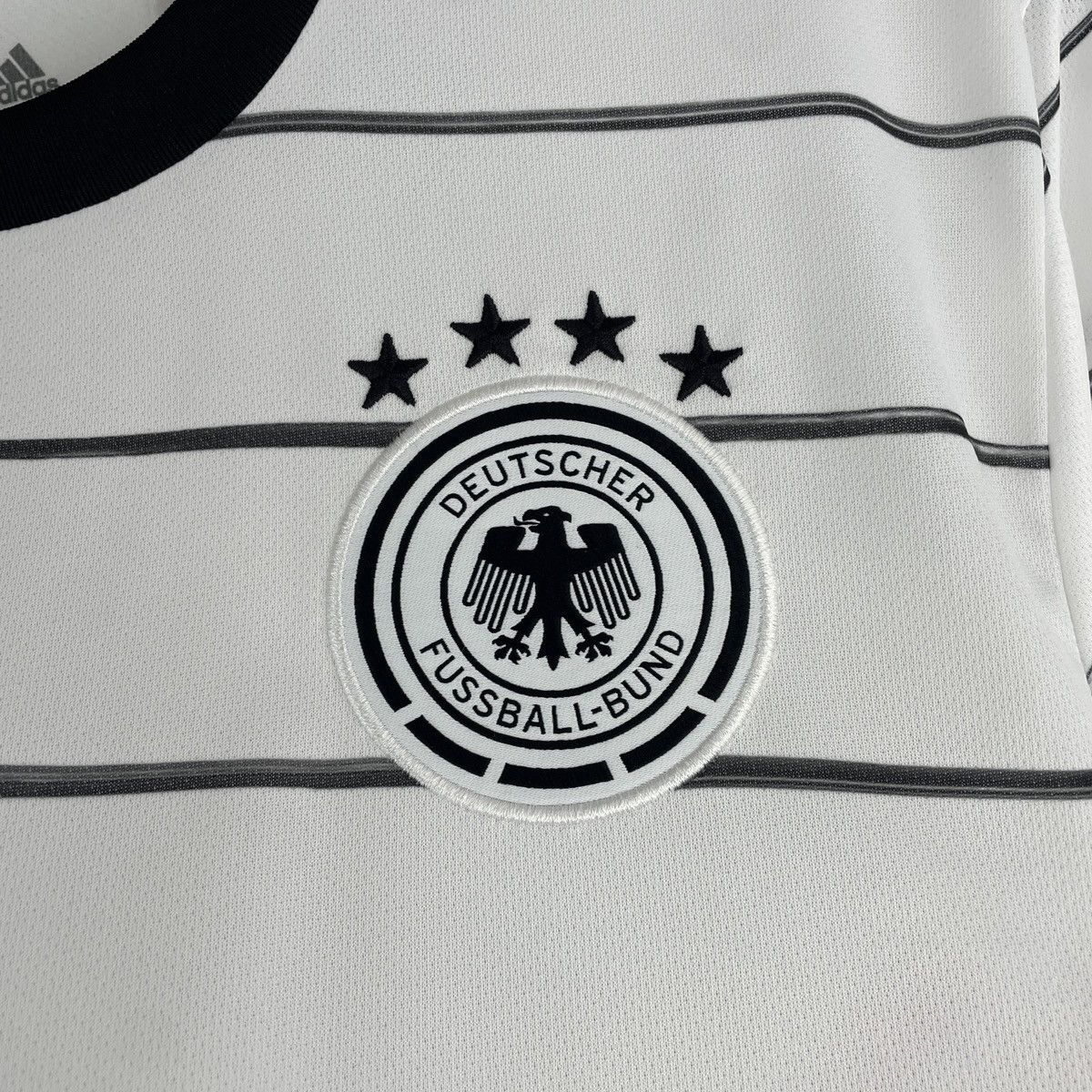 Adidas Germany Adidas Genuine Home Jersey Shirt 2019/2021 size L Size US L / EU 52-54 / 3 - 2 Thumbnail