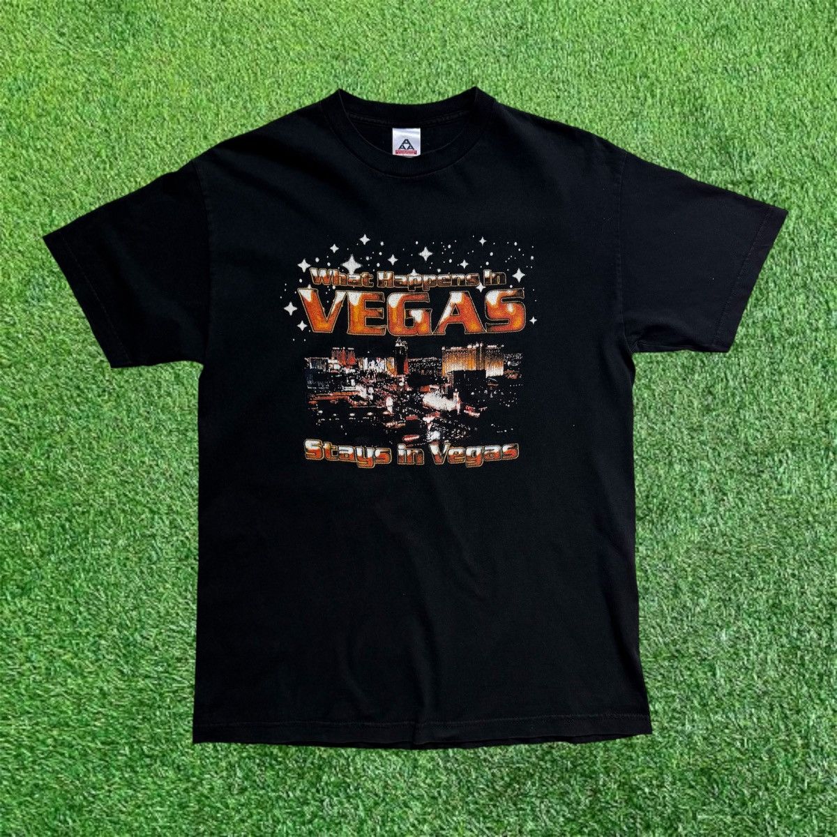 Alstyle × Fruition Vintage Y2K What Happens In Vegas… T-Shirt Size US L / EU 52-54 / 3 - 1 Thumbnail