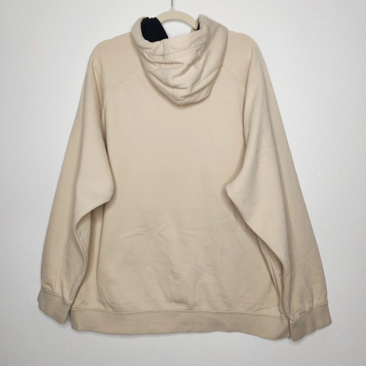 Nike VINTAGE Nike XXL Hoodie Crewneck Swoosh Sweatshirt Ivory Cream Unisex Adults 2XL Pullover Size US XXL / EU 58 / 5 - 8 Thumbnail